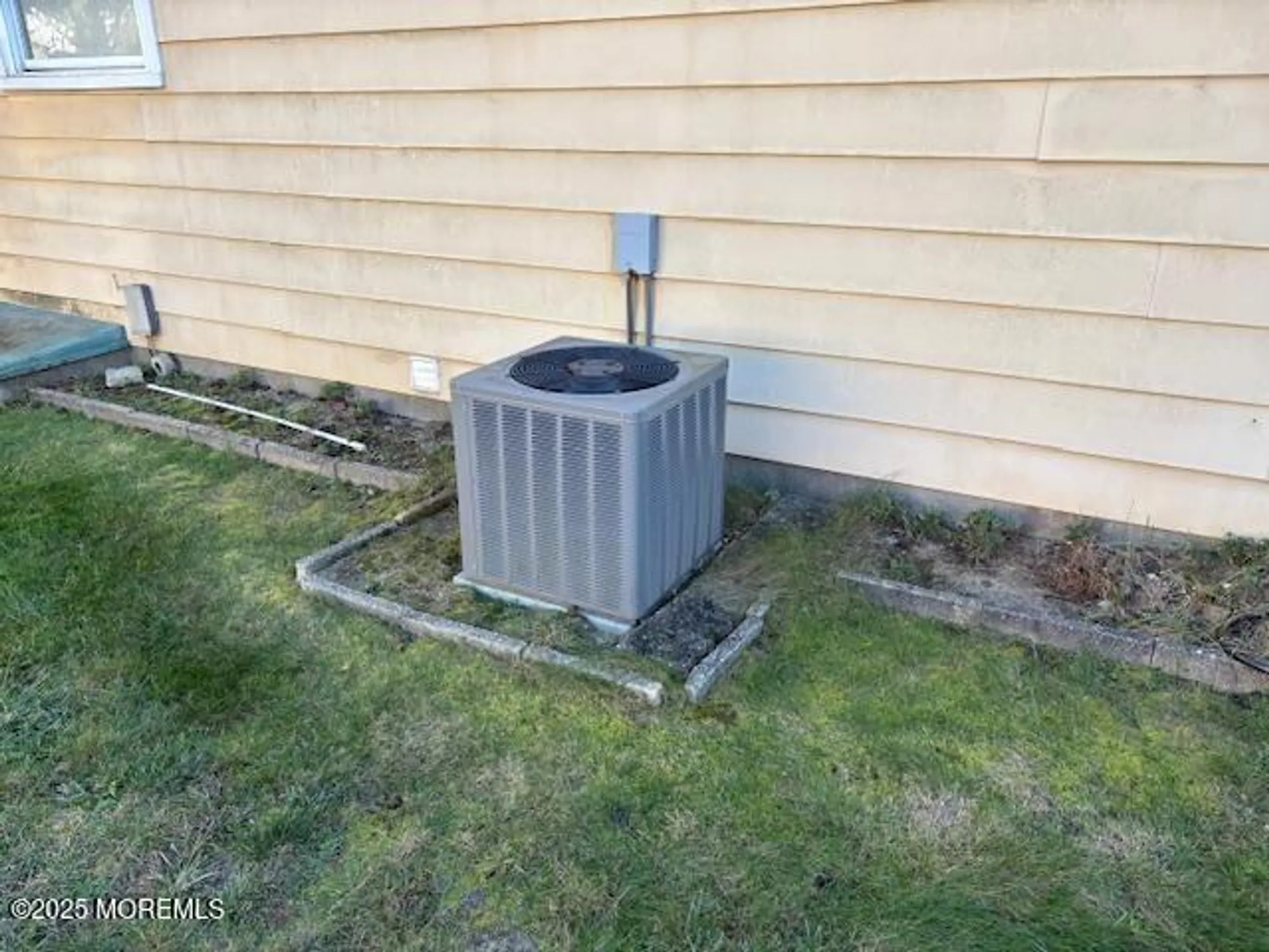 Property Slideshow image 3 of 3 | 1 deacon ct, Whiting, NJ, 08759