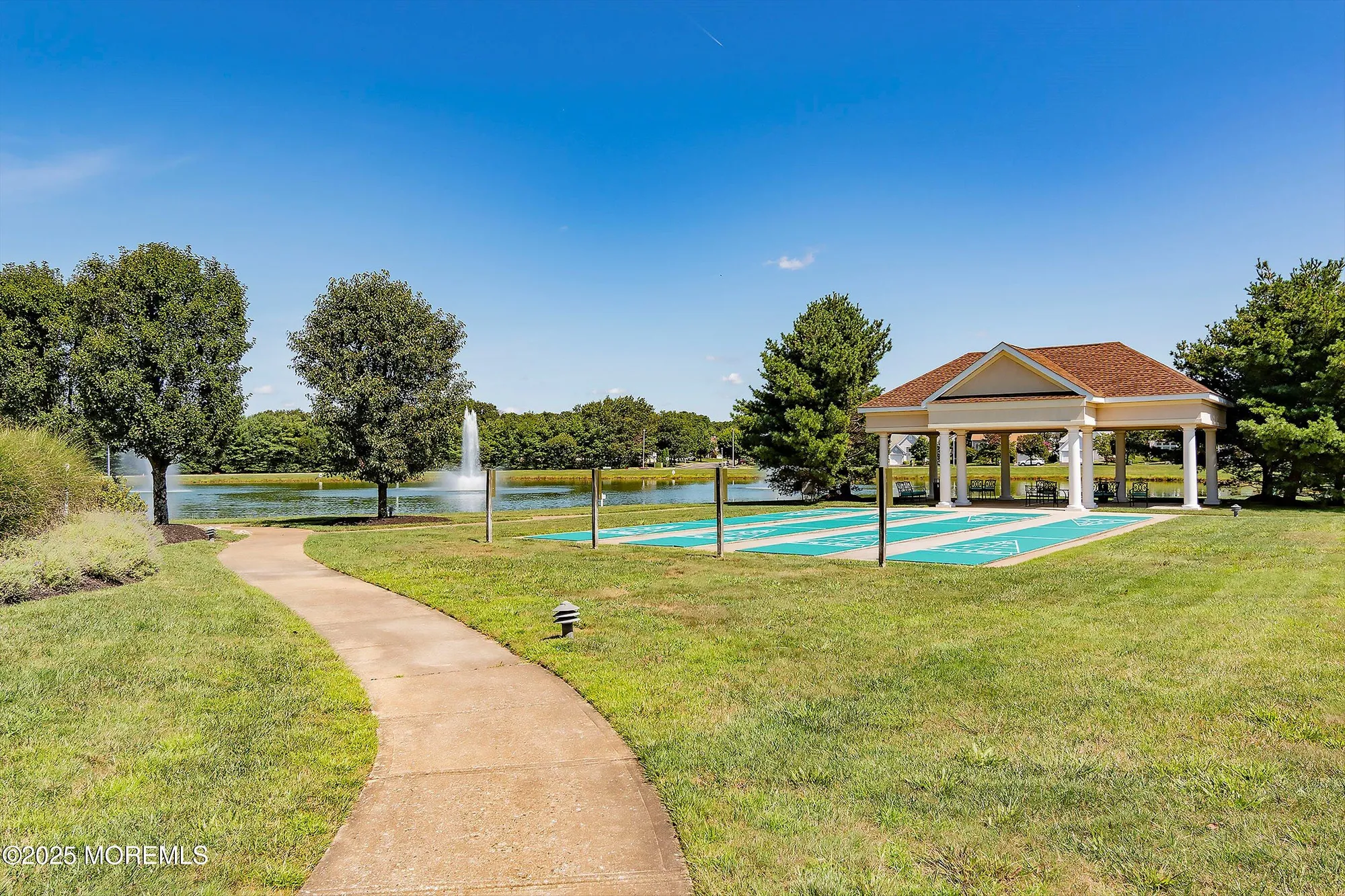 Property Slideshow image 32 of 61 | 6 swan lake ct, Barnegat, NJ, 08005