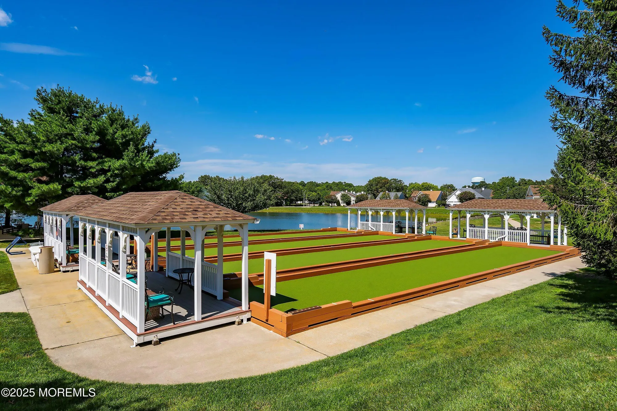 Property Slideshow image 33 of 61 | 6 swan lake ct, Barnegat, NJ, 08005