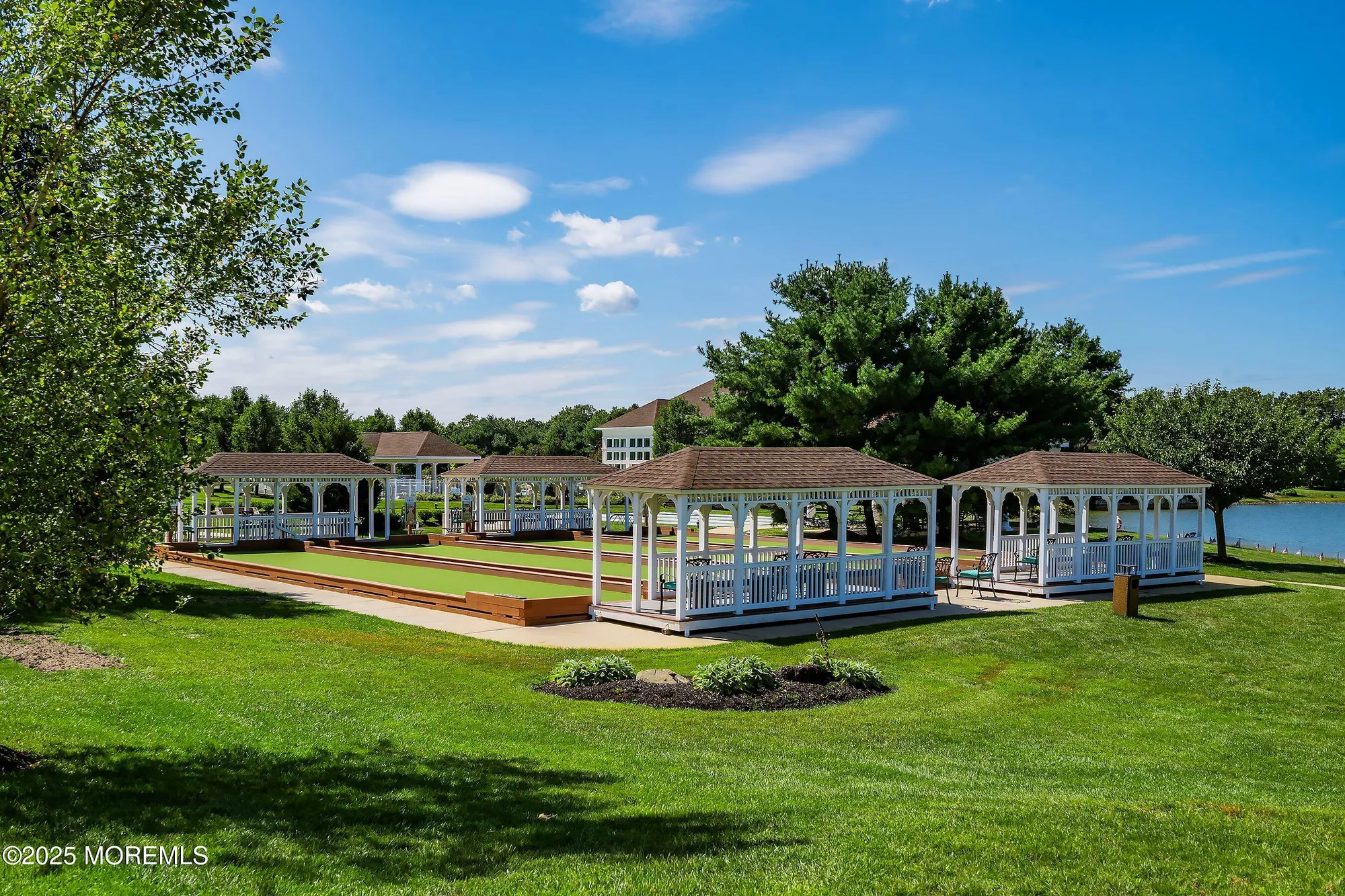 Property Slideshow image 34 of 61 | 6 swan lake ct, Barnegat, NJ, 08005