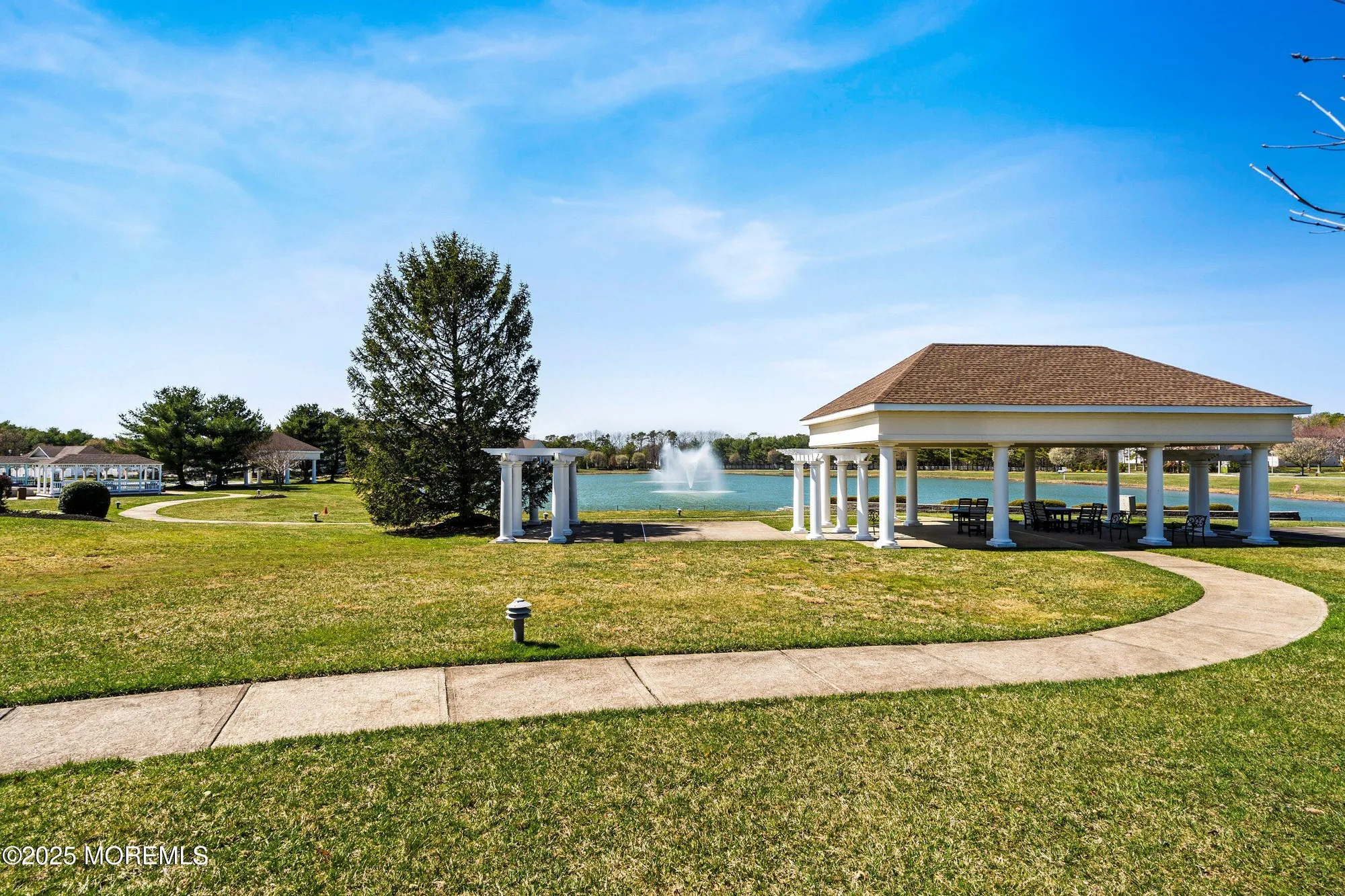 Property Slideshow image 39 of 61 | 6 swan lake ct, Barnegat, NJ, 08005