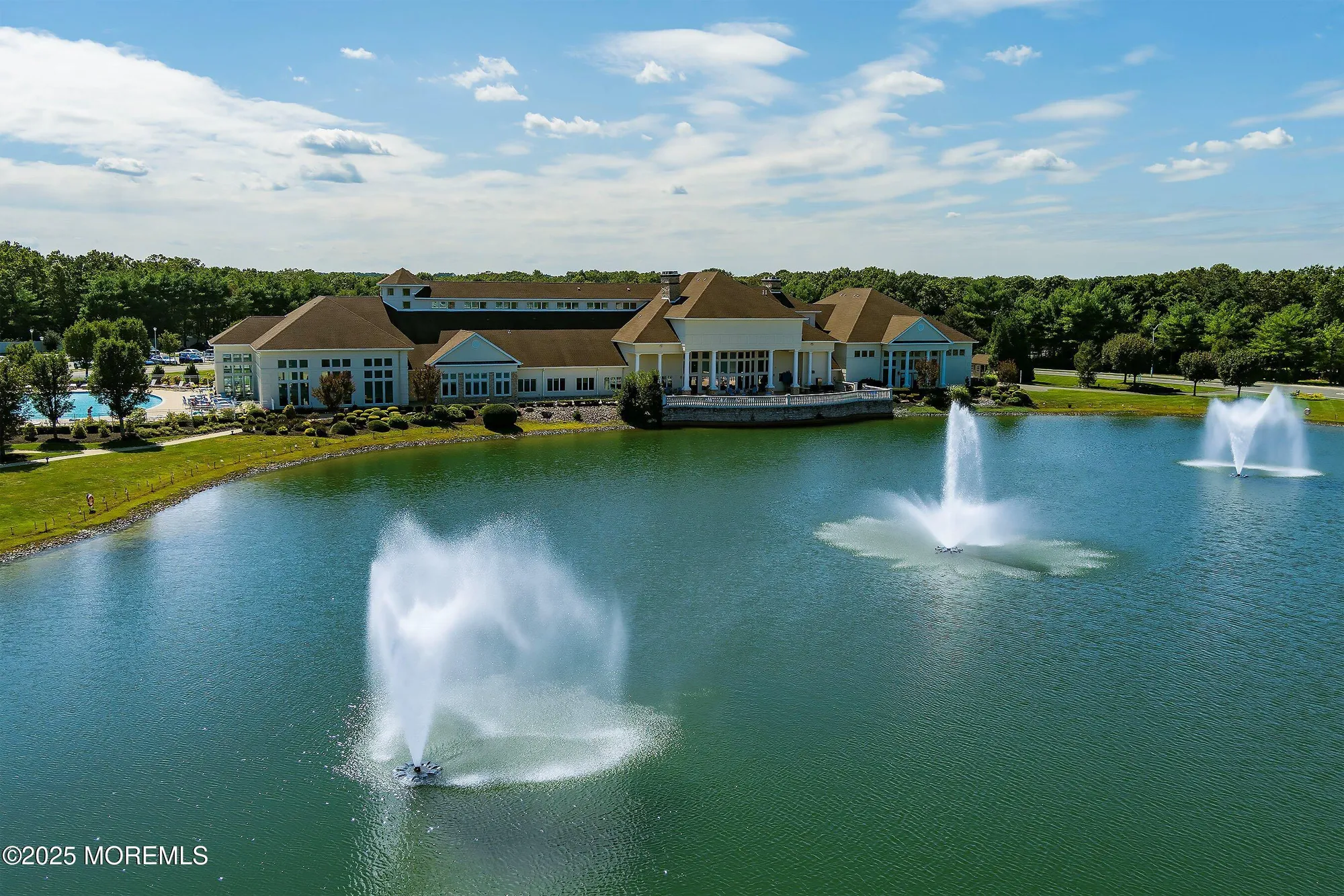 Property Slideshow image 53 of 61 | 6 swan lake ct, Barnegat, NJ, 08005