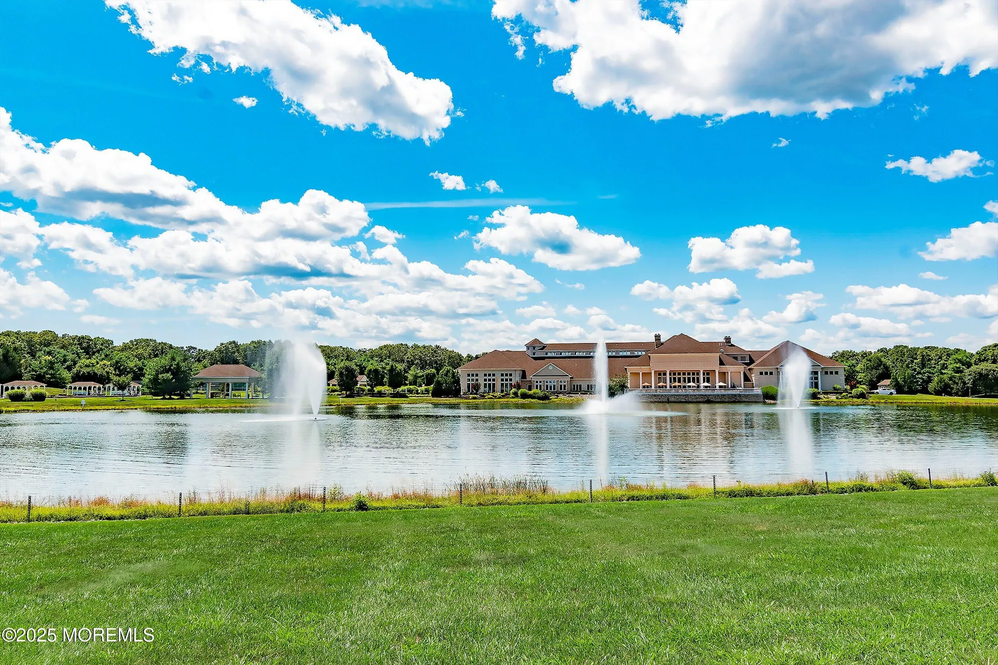 Property Slideshow image 54 of 61 | 6 swan lake ct, Barnegat, NJ, 08005