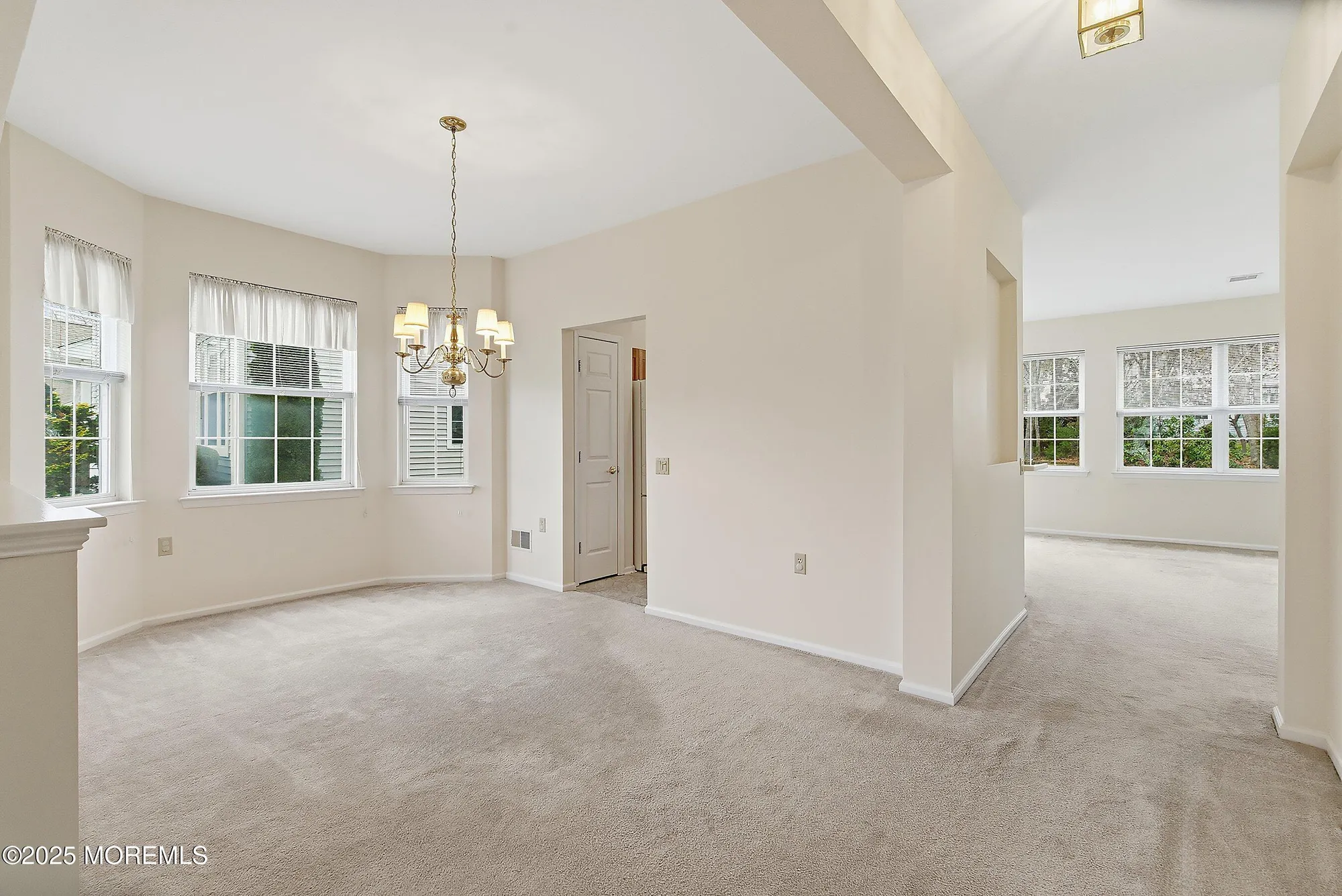 Property Slideshow image 8 of 61 | 6 swan lake ct, Barnegat, NJ, 08005