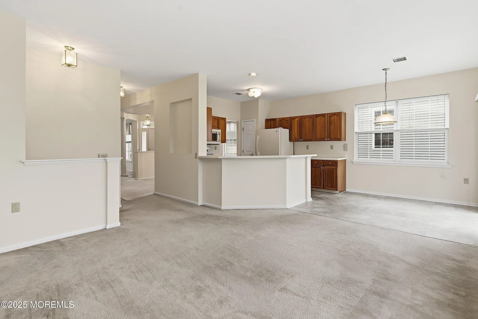 Property Slideshow image 11 of 61 | 6 swan lake ct, Barnegat, NJ, 08005