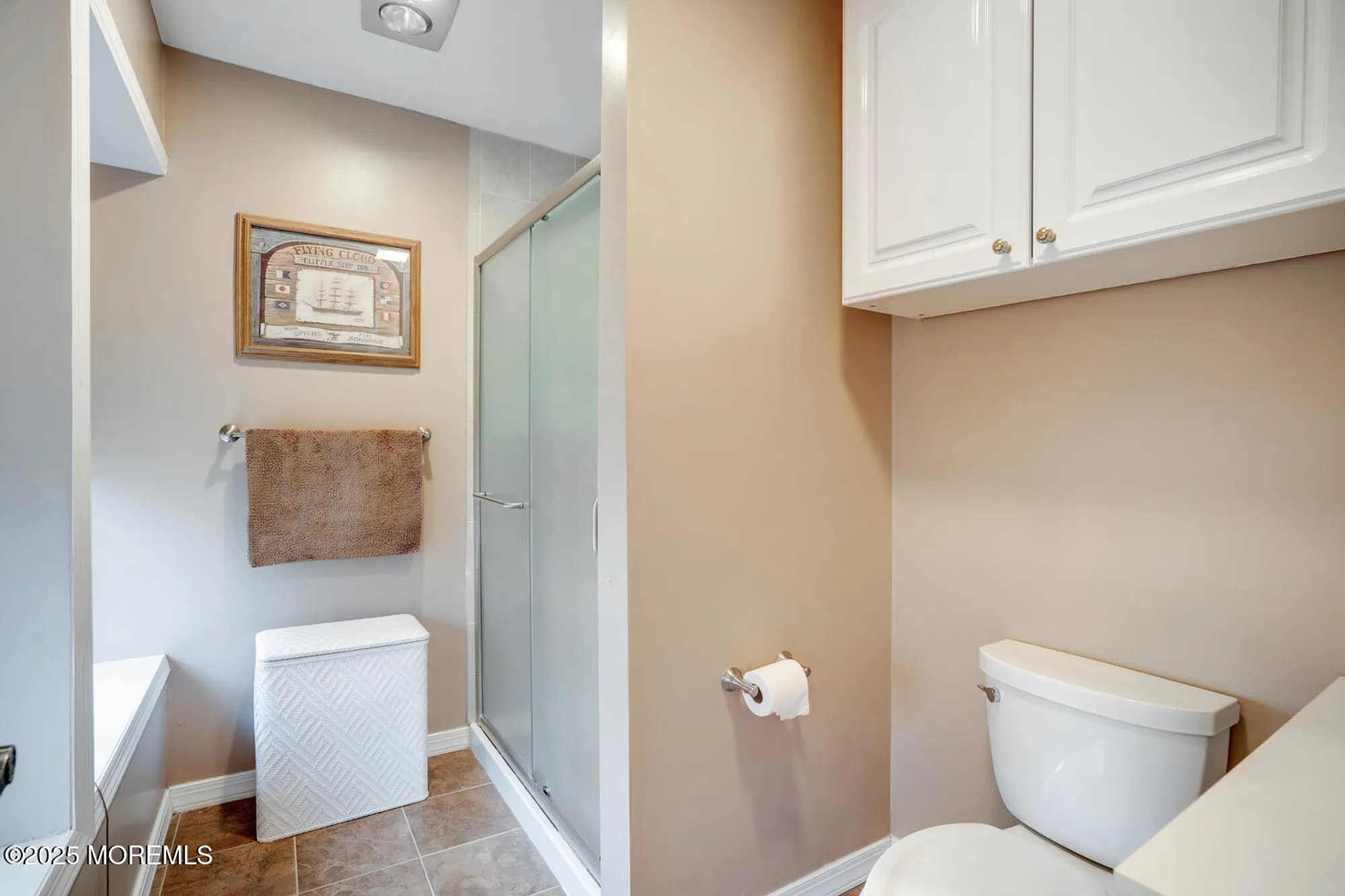 Property Slideshow image 18 of 33 | 11 bedfordshire dr, Monroe, NJ, 08831