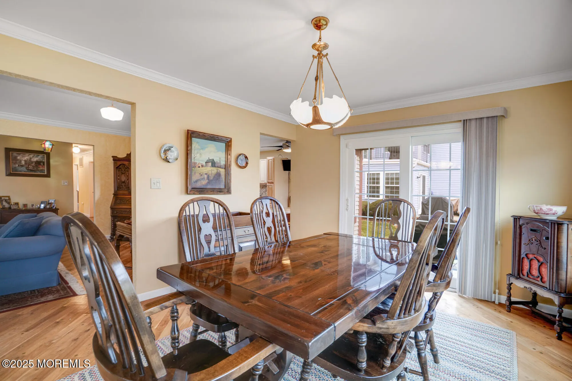 Property Slideshow image 10 of 33 | 11 bedfordshire dr, Monroe, NJ, 08831