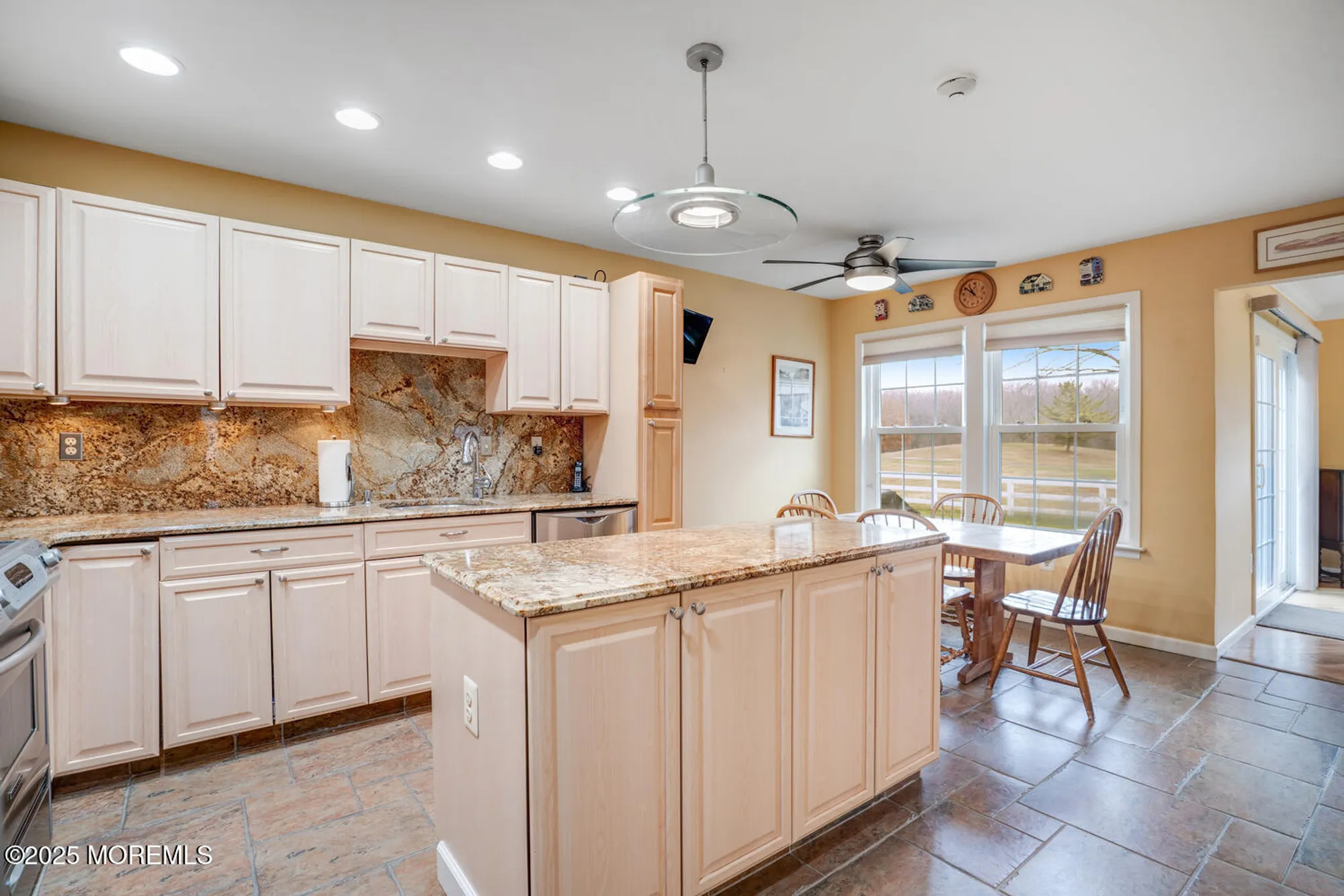 Property Slideshow image 12 of 33 | 11 bedfordshire dr, Monroe, NJ, 08831