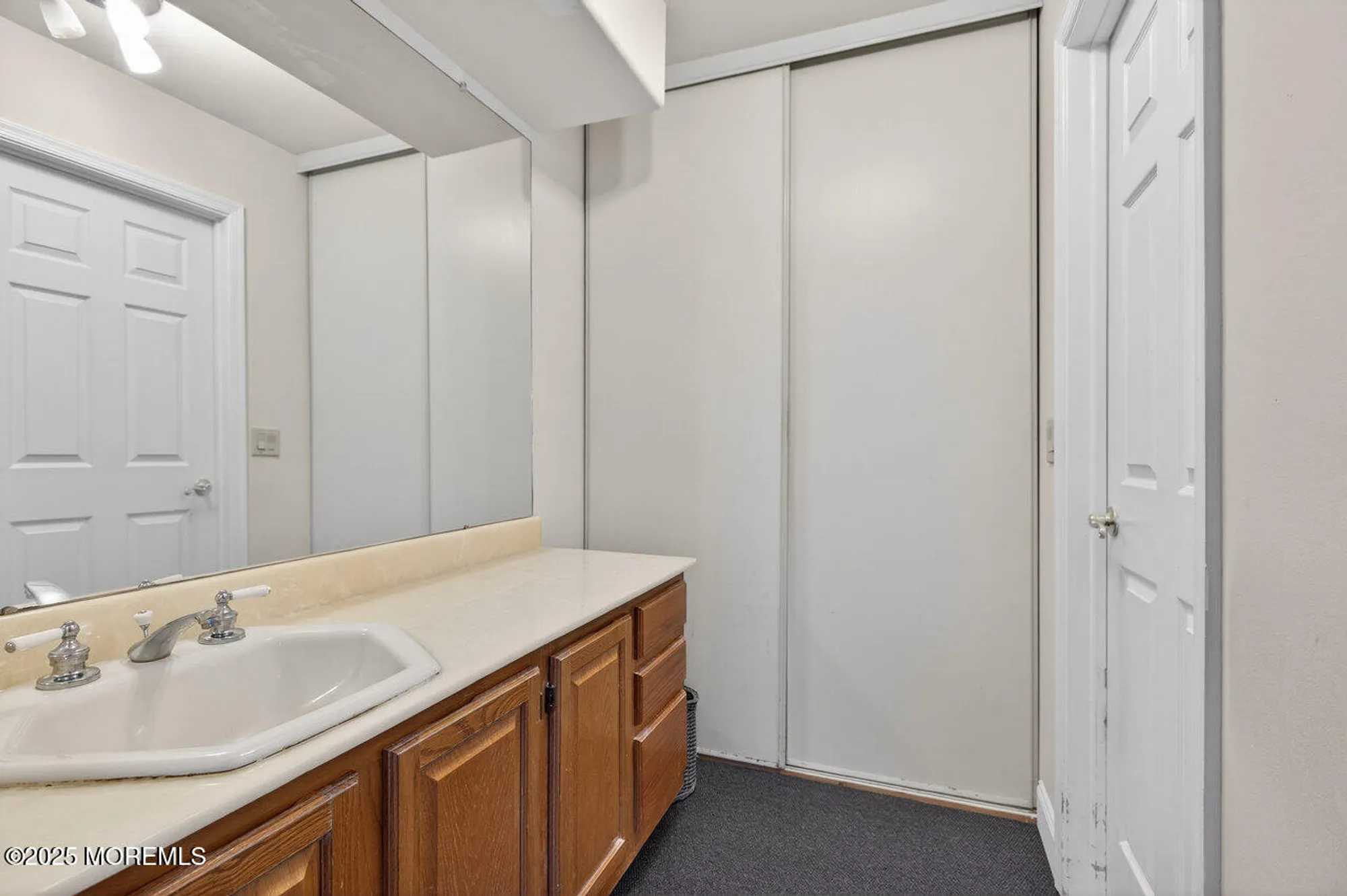 Property Slideshow image 24 of 29 | 1247b thornbury ln, Manchester, NJ, 08759