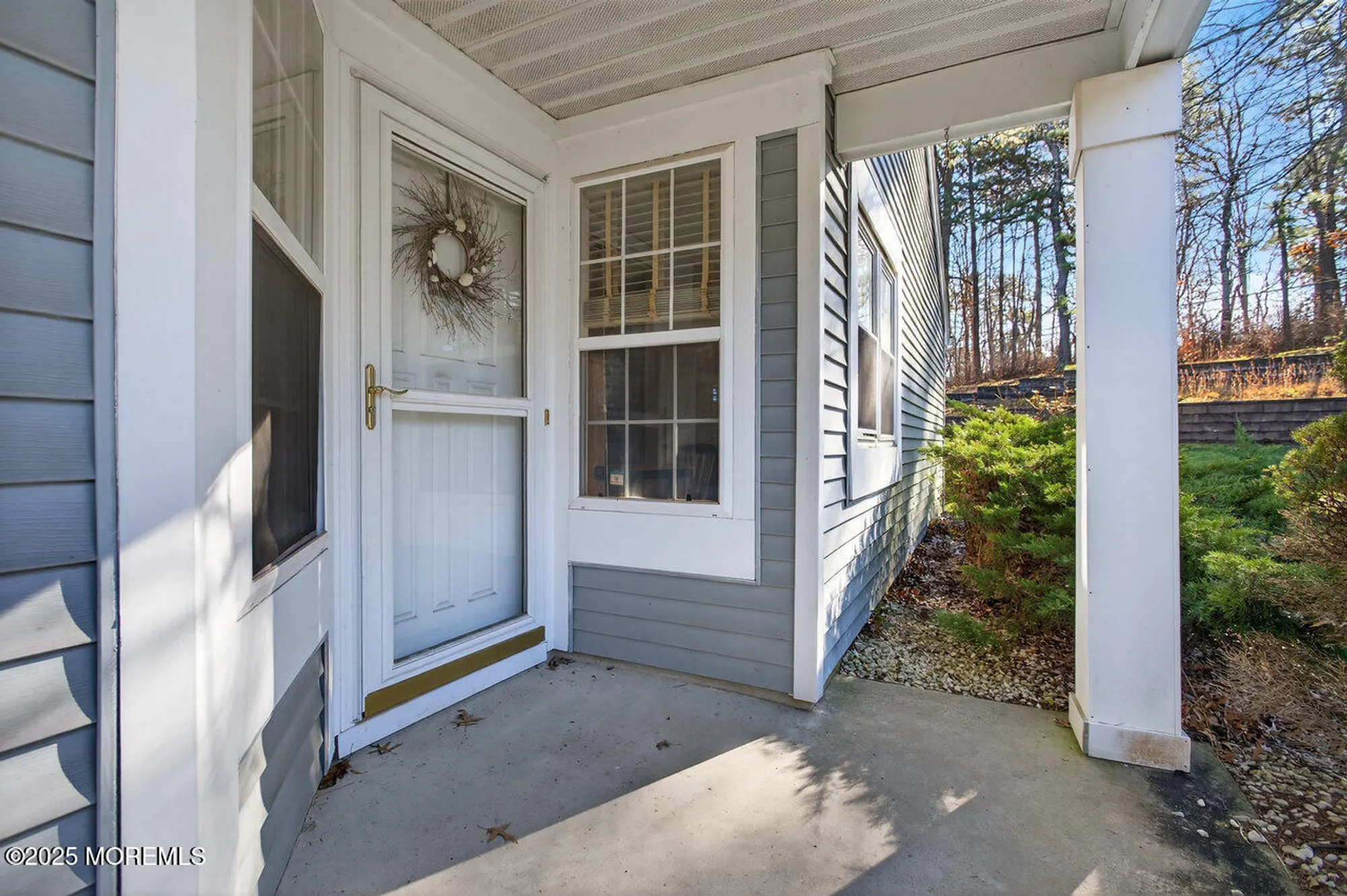 Property Slideshow image 4 of 29 | 1247b thornbury ln, Manchester, NJ, 08759