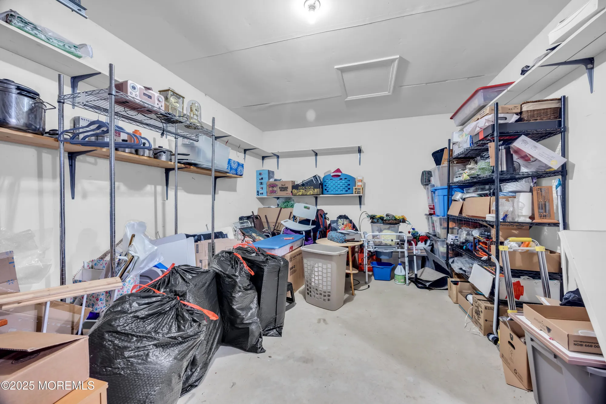 Property Slideshow image 29 of 36 | 7 gatley close, Freehold, NJ, 07728