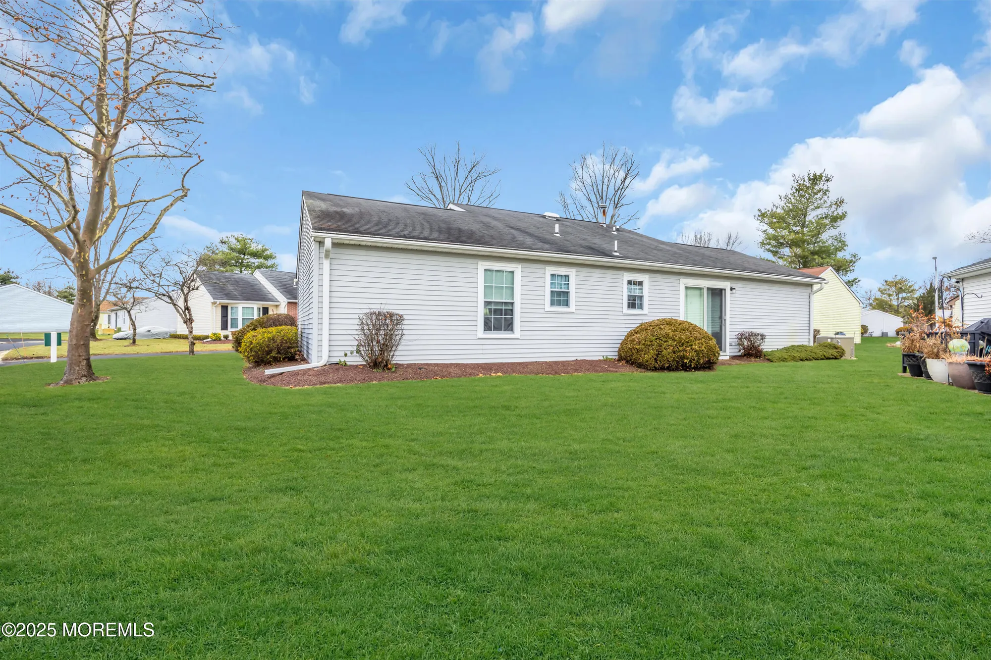 Property Slideshow image 31 of 36 | 7 gatley close, Freehold, NJ, 07728