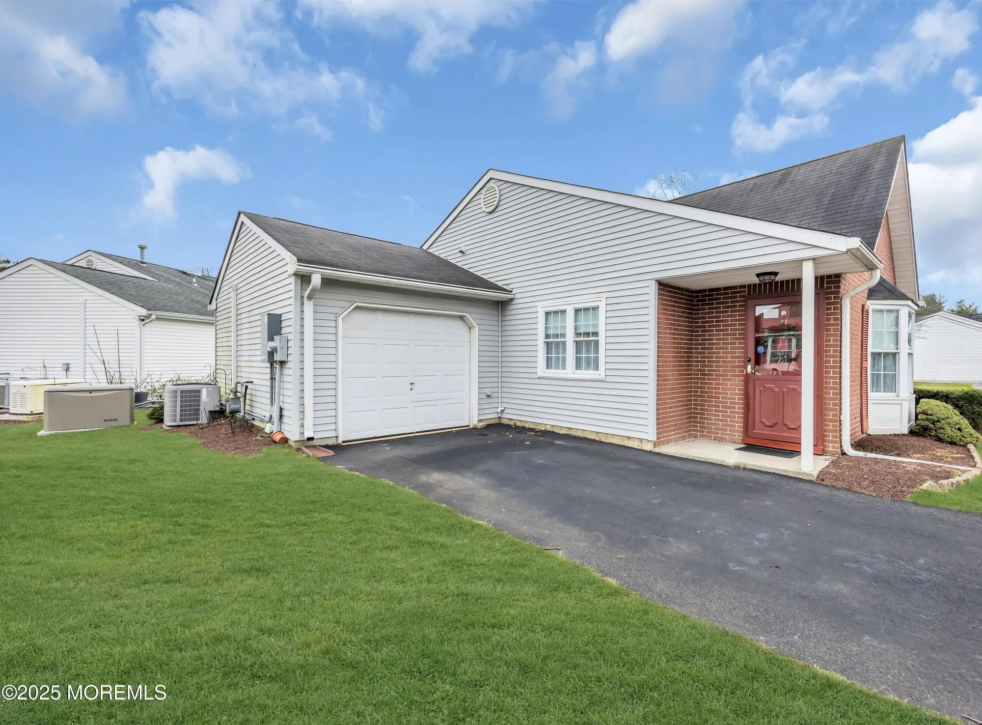 Property Slideshow image 4 of 36 | 7 gatley close, Freehold, NJ, 07728