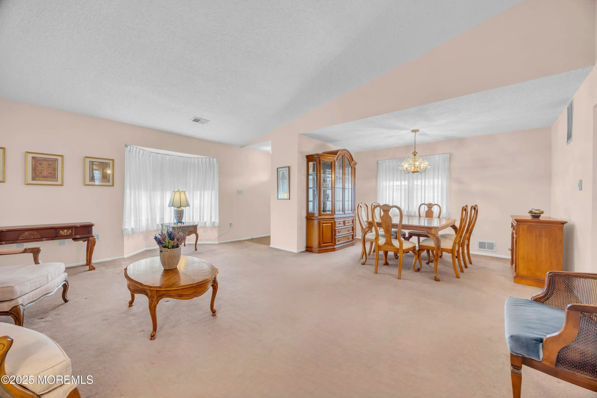 Property Slideshow image 8 of 36 | 7 gatley close, Freehold, NJ, 07728