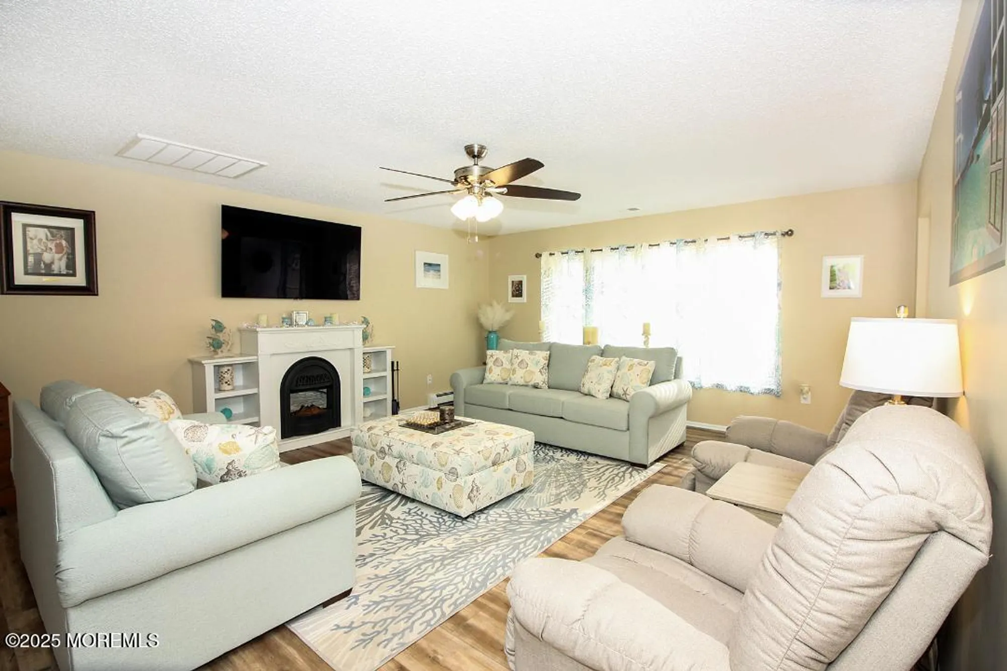 Property Slideshow image 13 of 31 | 158 morning glory ln, Whiting, NJ, 08759