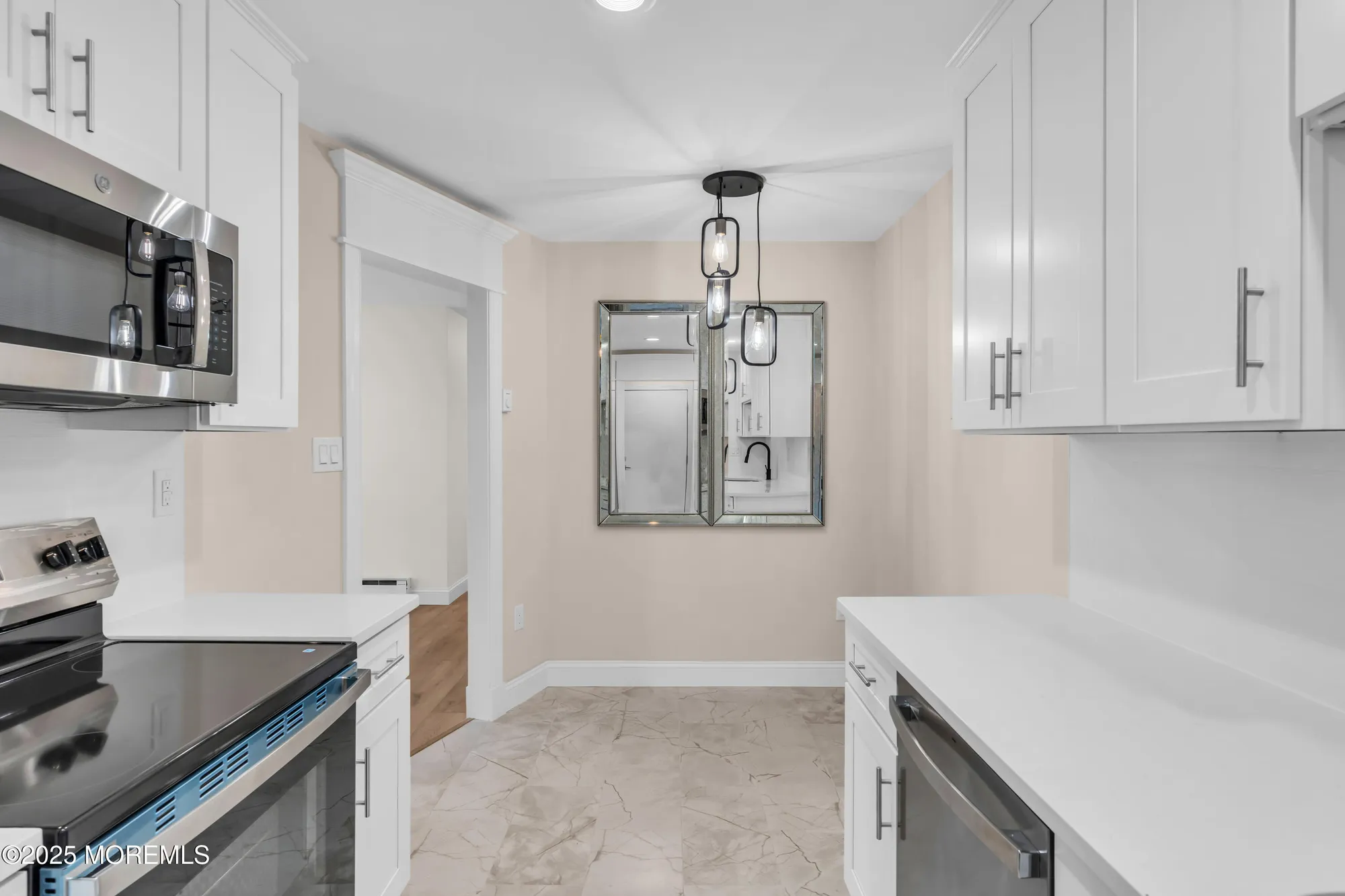 Property Slideshow image 22 of 38 | 218 medford ct a, Manalapan, NJ, 07726