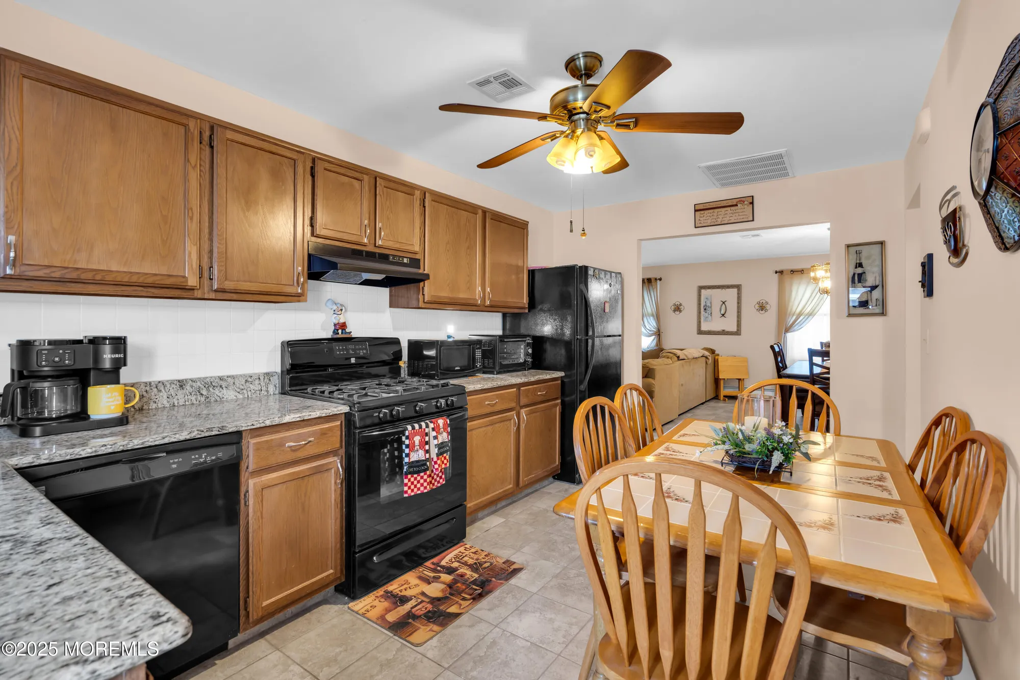 Property Slideshow image 12 of 33 | 8 merrilee ln, Toms River, NJ, 08757