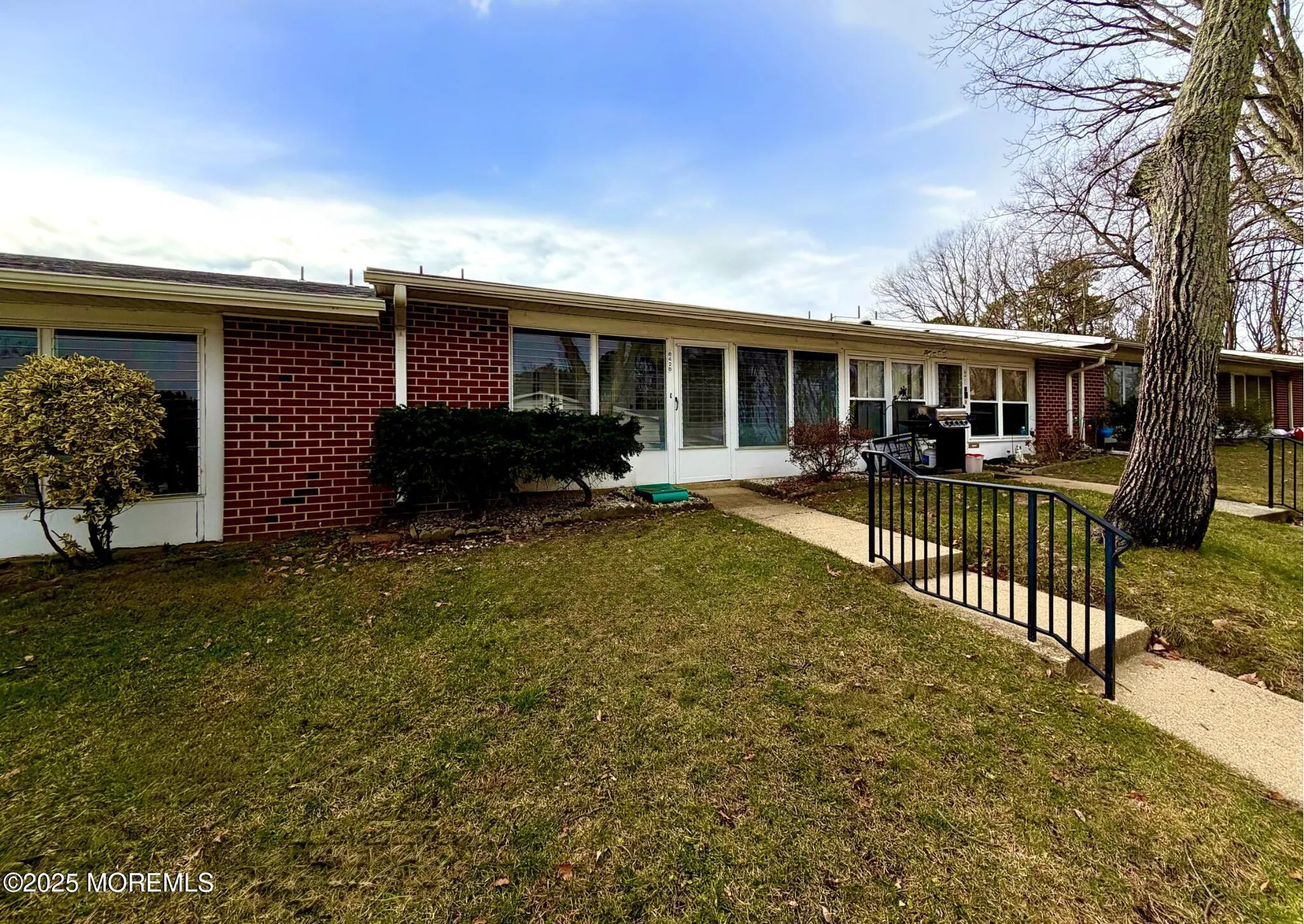 Property Slideshow image 17 of 18 | 842b inverness ct, Lakewood, NJ, 08701