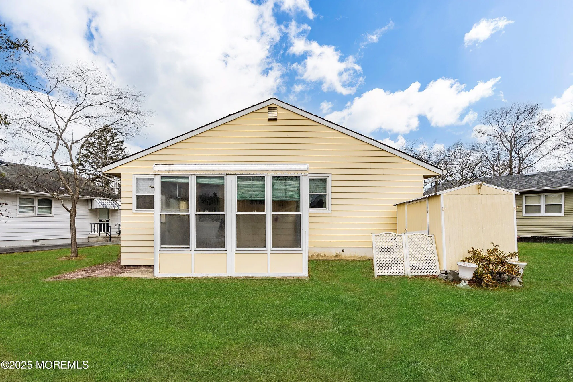 Property Slideshow image 12 of 14 | 33 gardenia way, Toms River, NJ, 08755