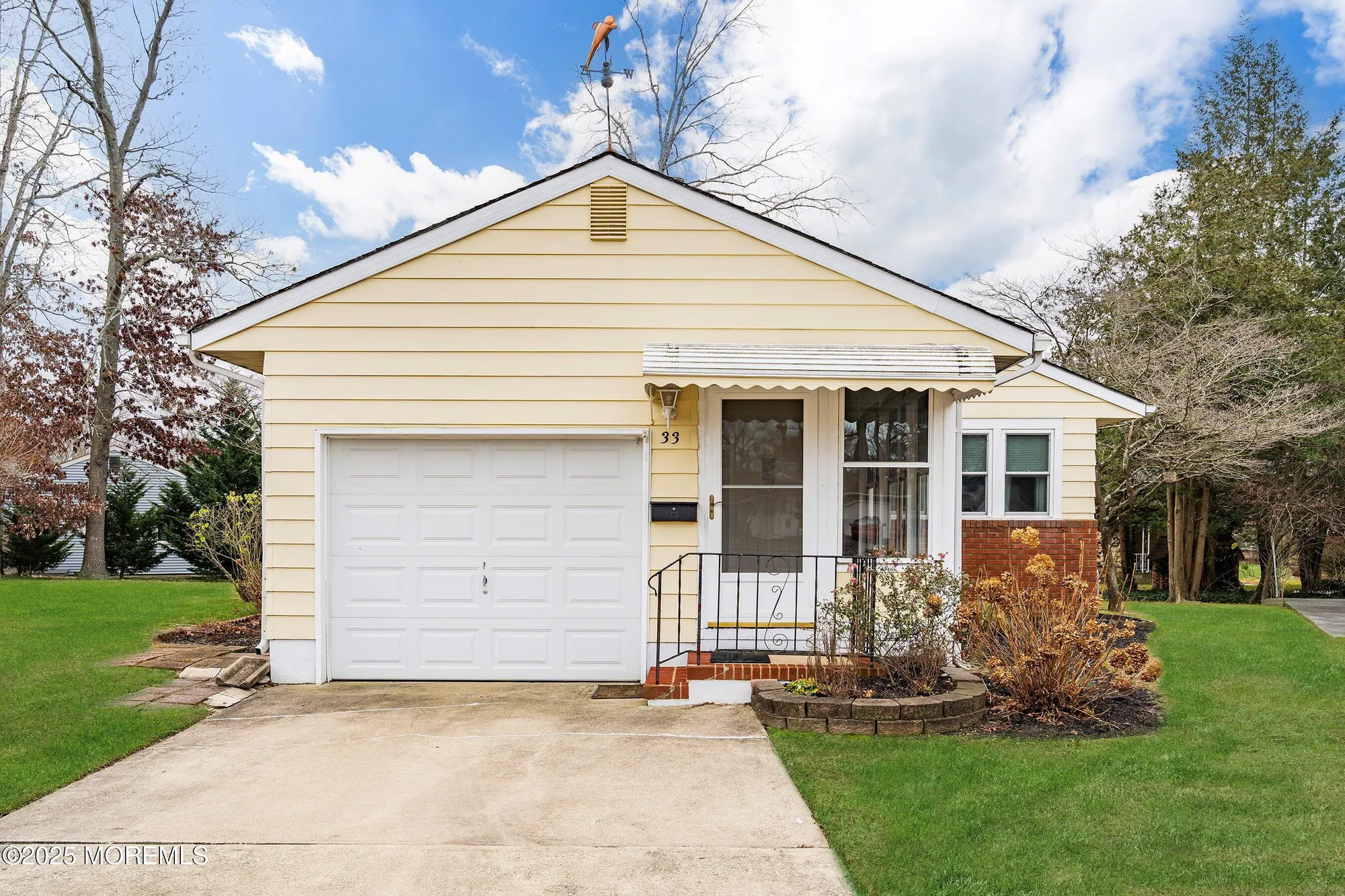 Property Slideshow image 1 of 14 | 33 gardenia way, Toms River, NJ, 08755