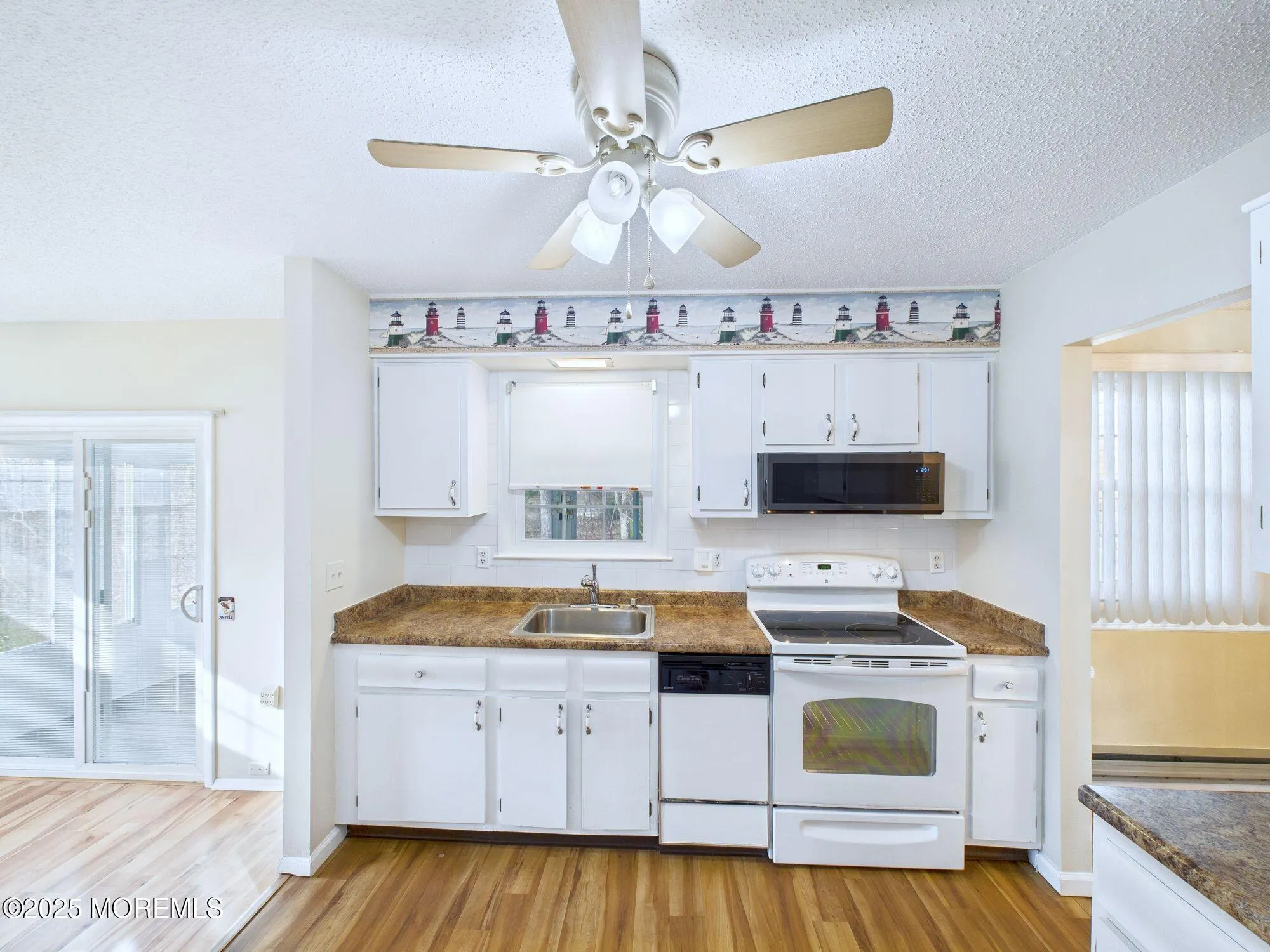 Property Slideshow image 13 of 35 | 10 hartford rd, Whiting, NJ, 08759