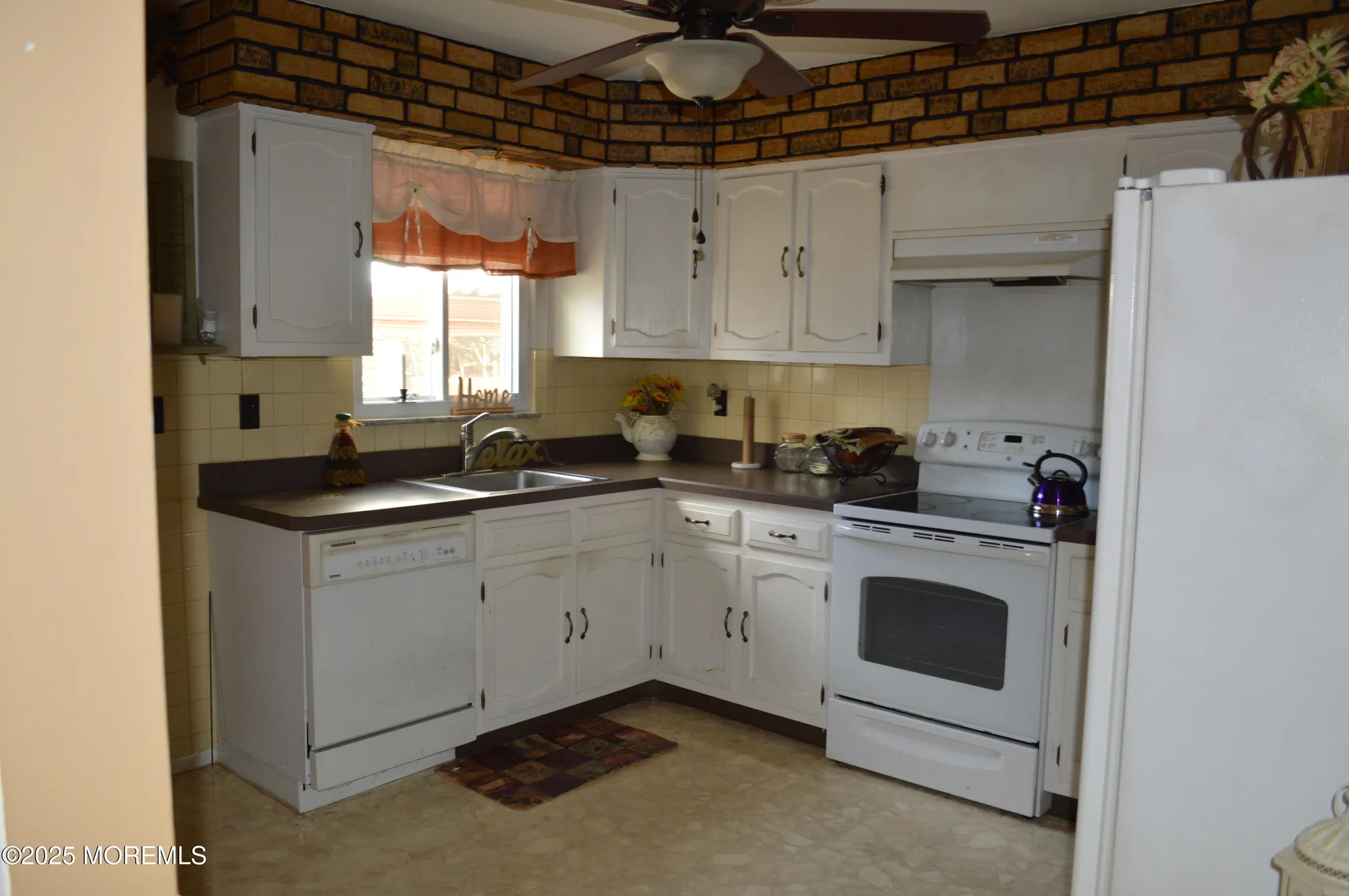 Property Slideshow image 25 of 31 | 107a hudson pkwy, Whiting, NJ, 08759