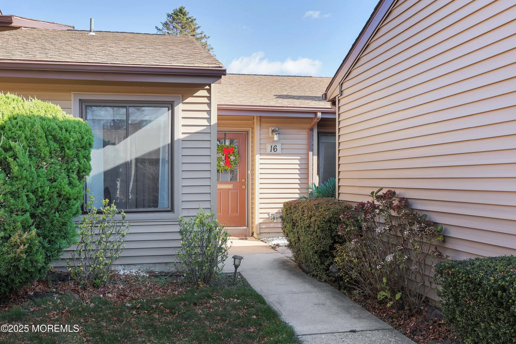 Property Slideshow image 29 of 63 | 16 concord ct, Red Bank, NJ, 07701