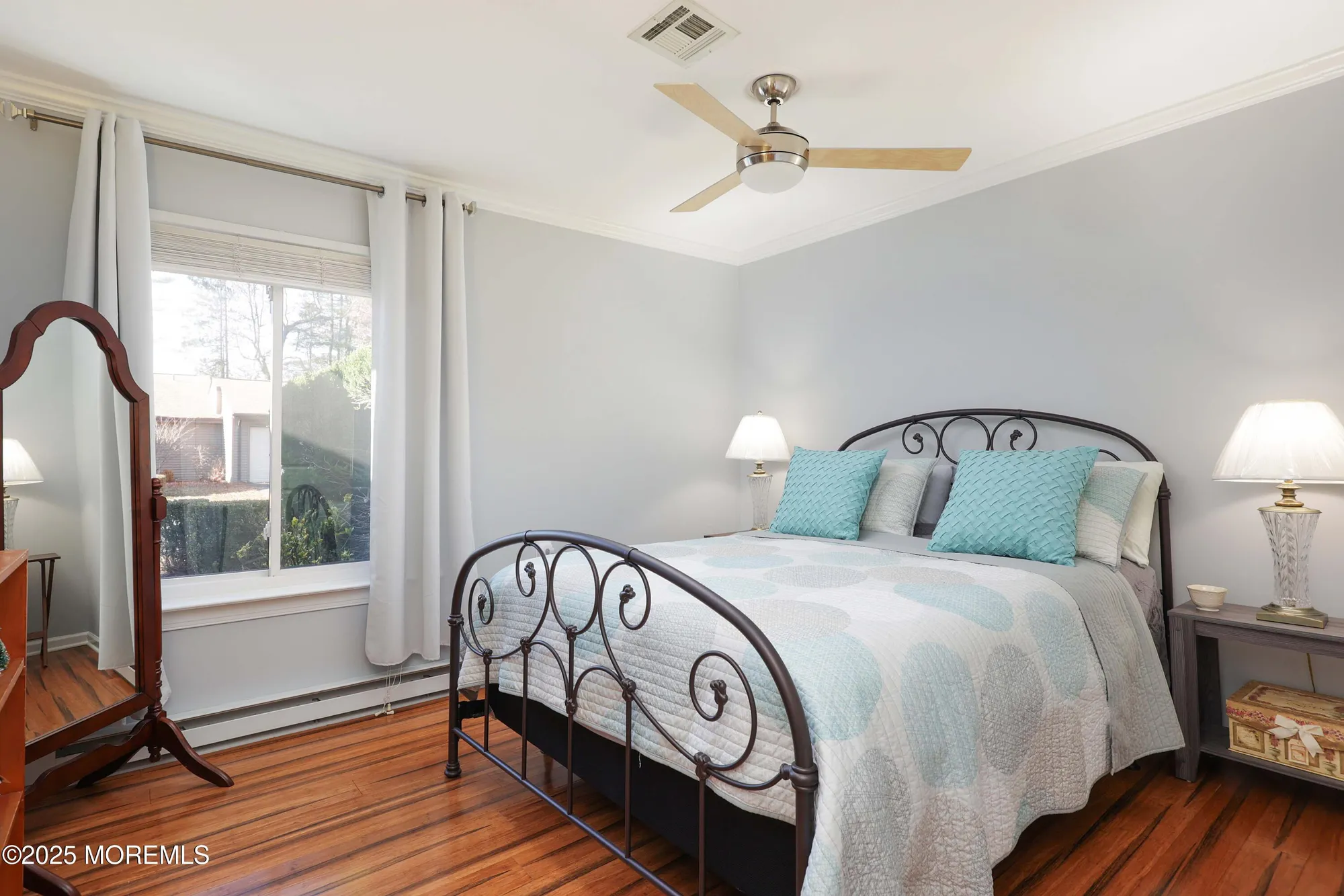 Property Slideshow image 25 of 63 | 16 concord ct, Red Bank, NJ, 07701