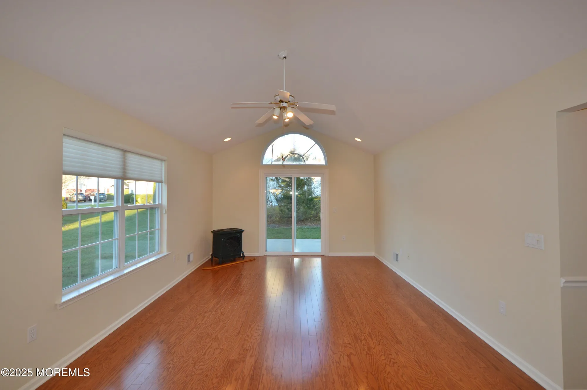 Property Slideshow image 21 of 61 | 2677 meadow lake dr, Toms River, NJ, 08755