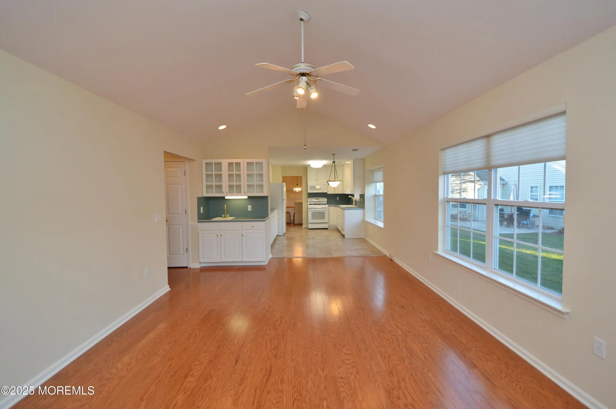 Property Slideshow image 25 of 61 | 2677 meadow lake dr, Toms River, NJ, 08755