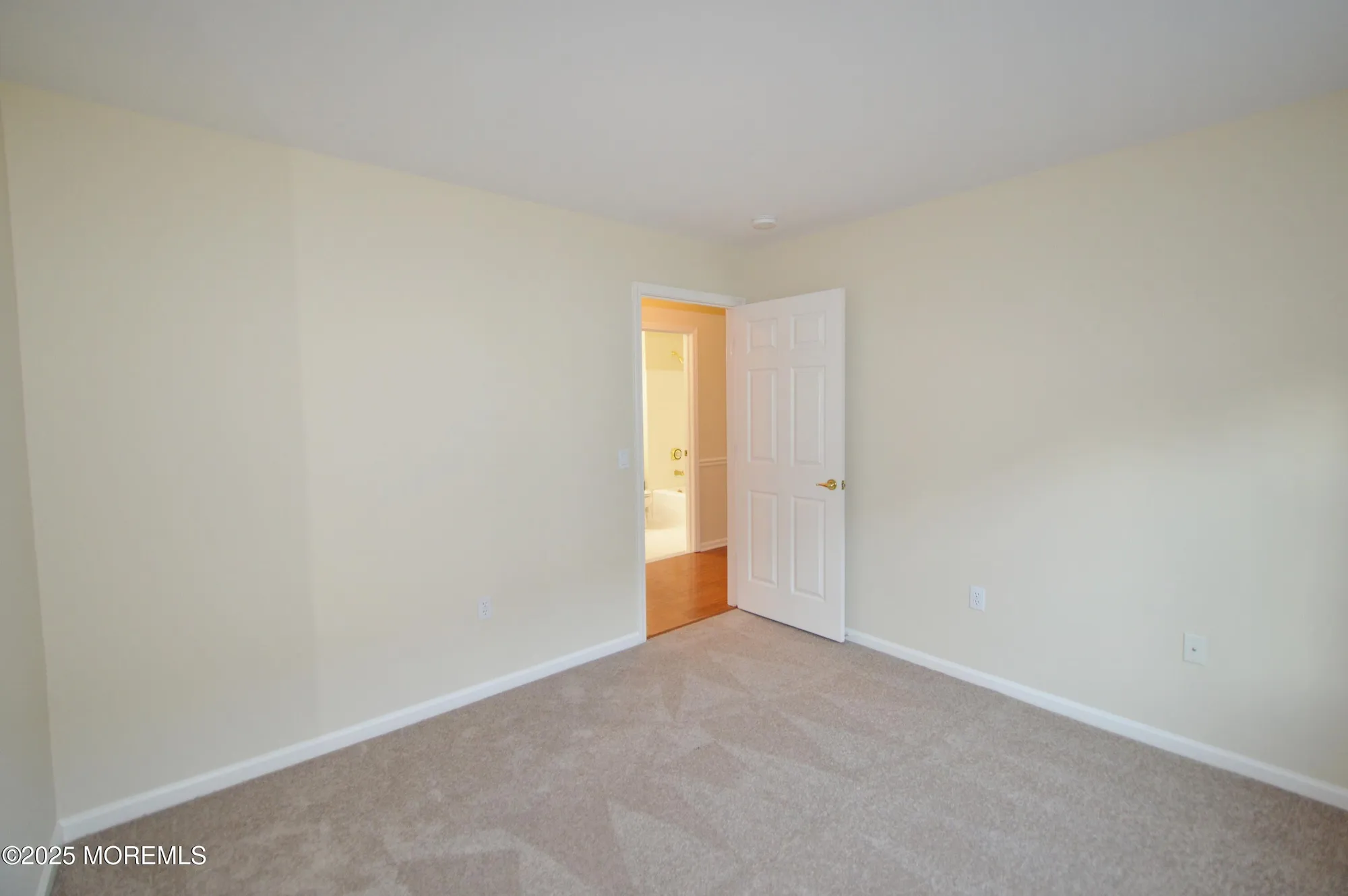 Property Slideshow image 37 of 61 | 2677 meadow lake dr, Toms River, NJ, 08755