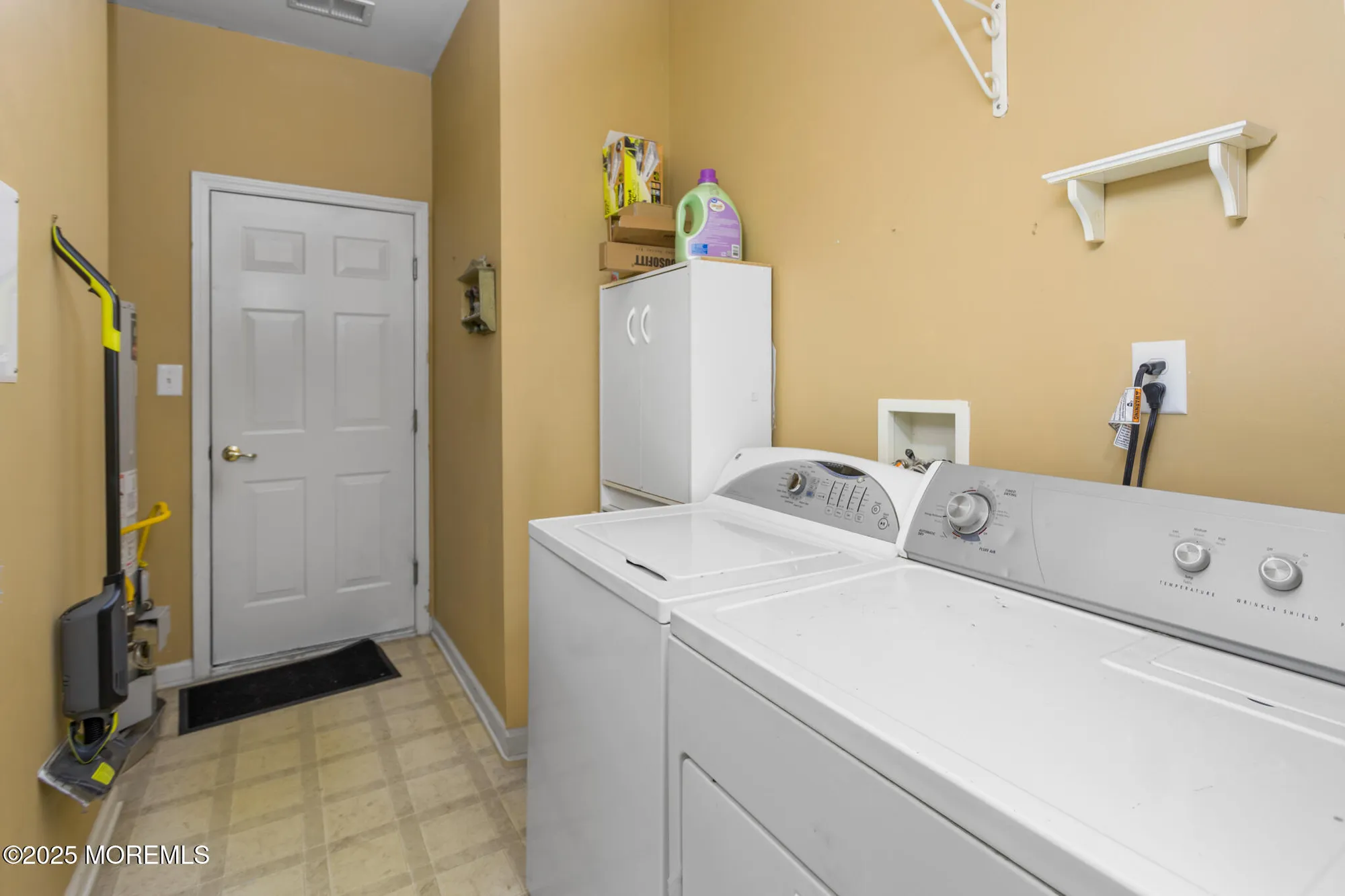 Property Slideshow image 25 of 28 | 4 portchester dr, Jackson, NJ, 08527