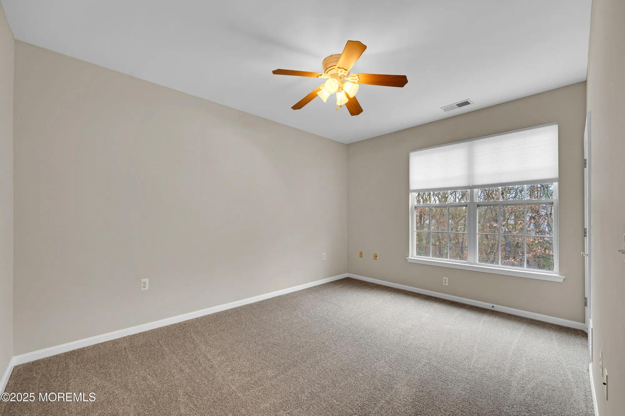 Property Slideshow image 30 of 48 | 632 sophee ln, Lakewood, NJ, 08701