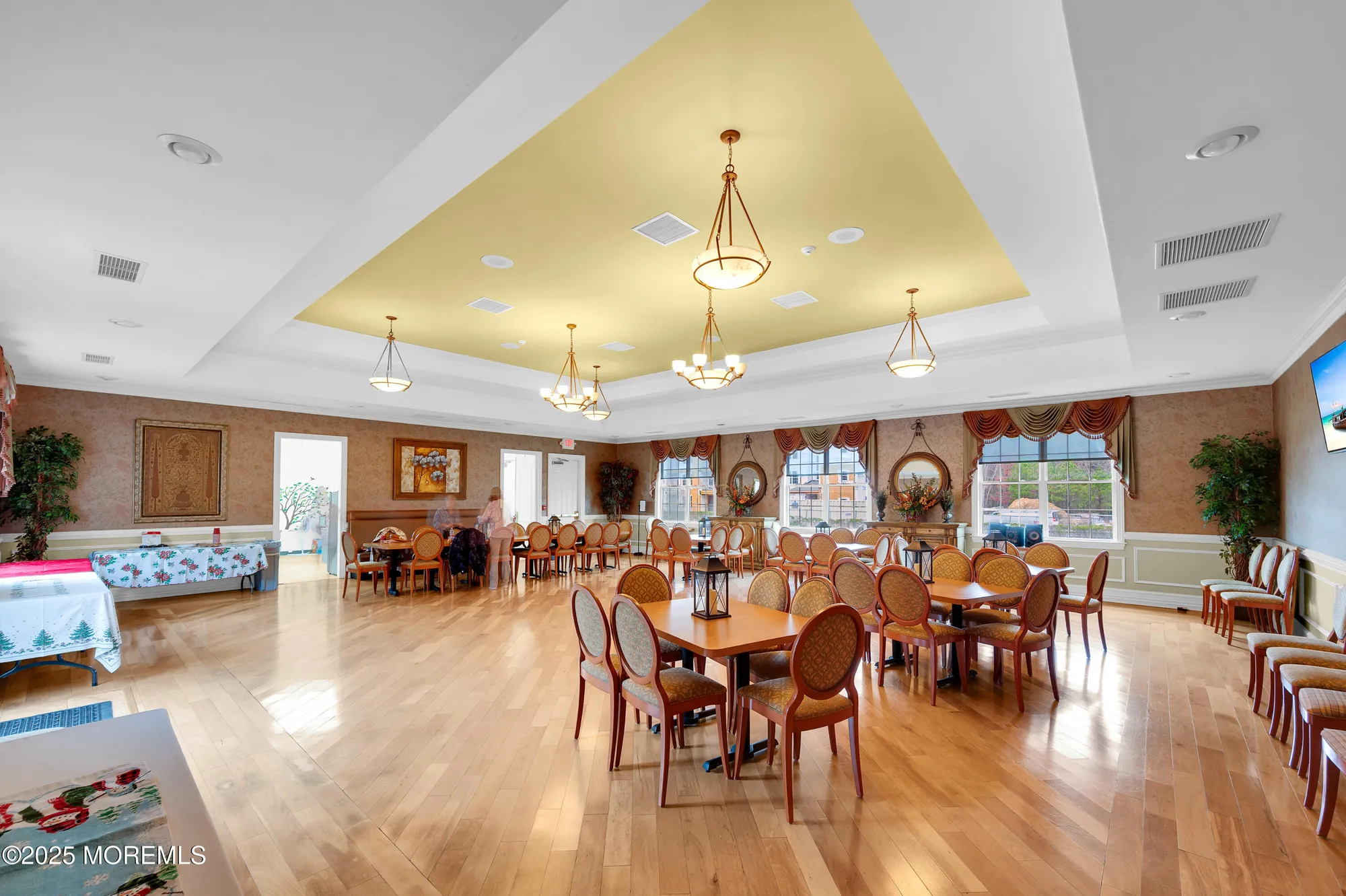 Property Slideshow image 37 of 48 | 632 sophee ln, Lakewood, NJ, 08701