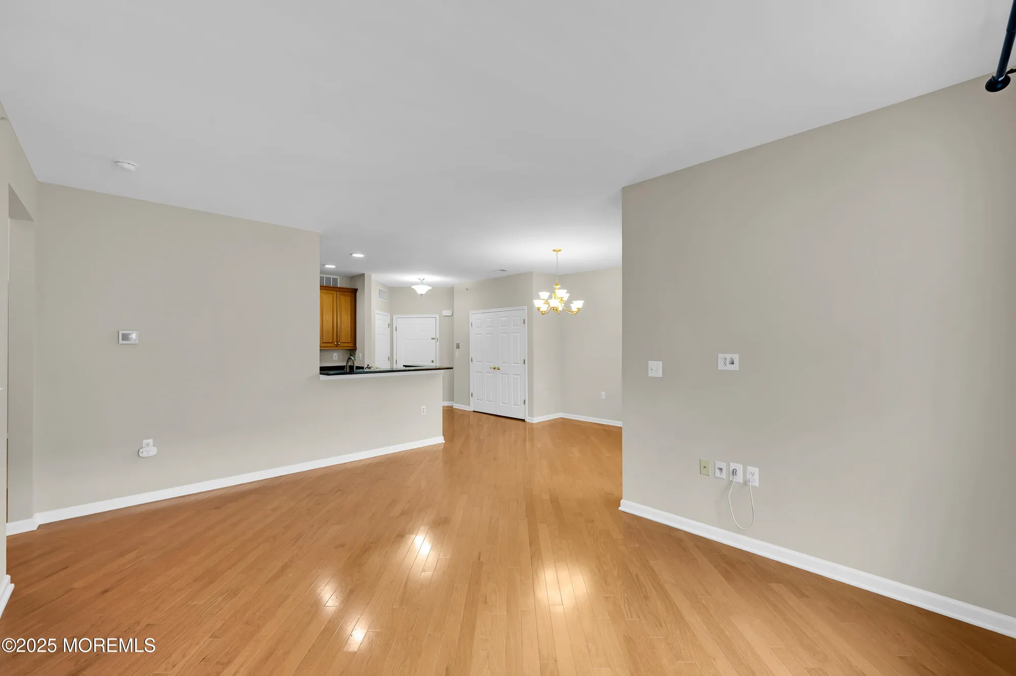 Property Slideshow image 23 of 48 | 632 sophee ln, Lakewood, NJ, 08701