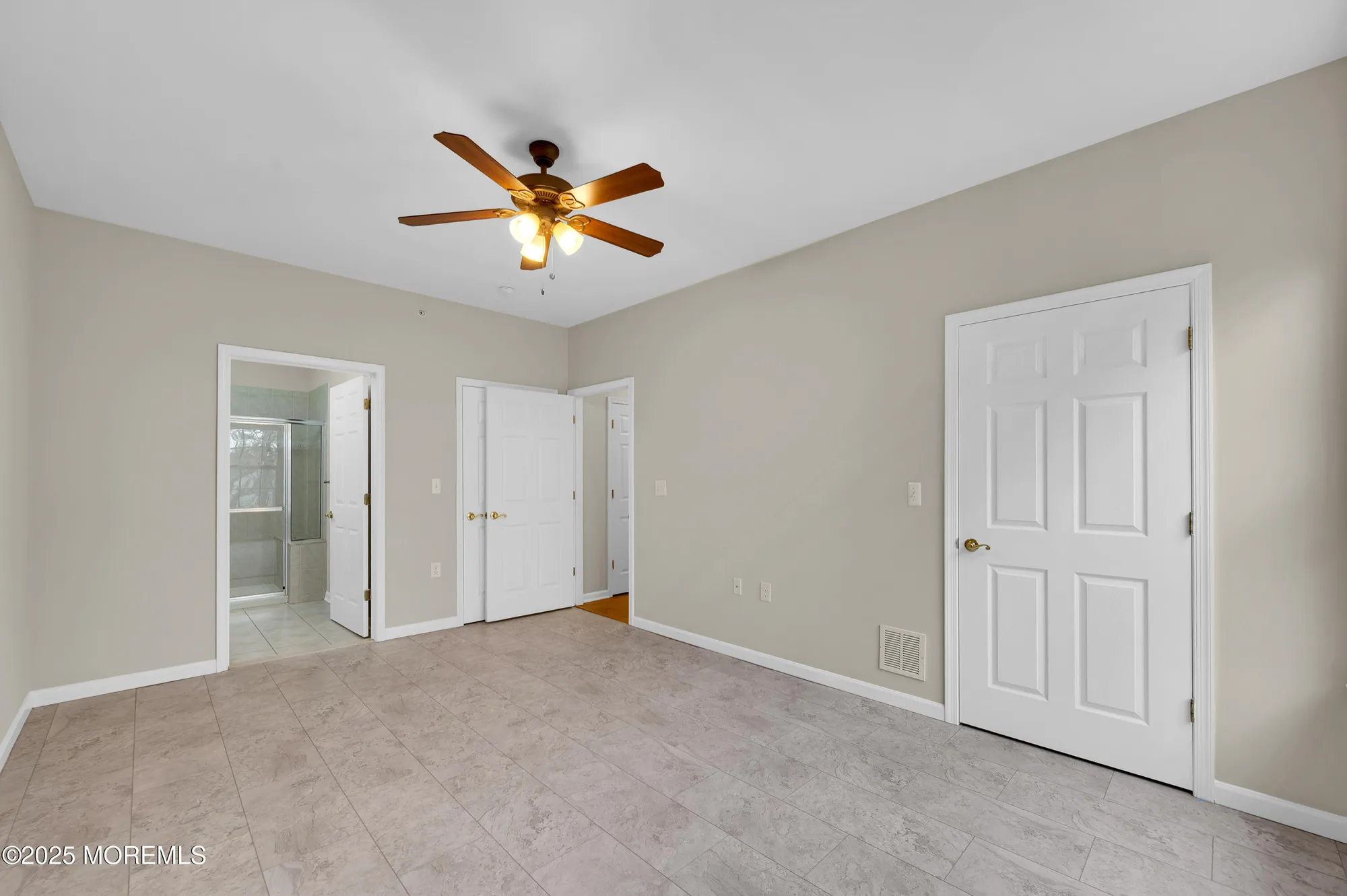 Property Slideshow image 18 of 48 | 632 sophee ln, Lakewood, NJ, 08701