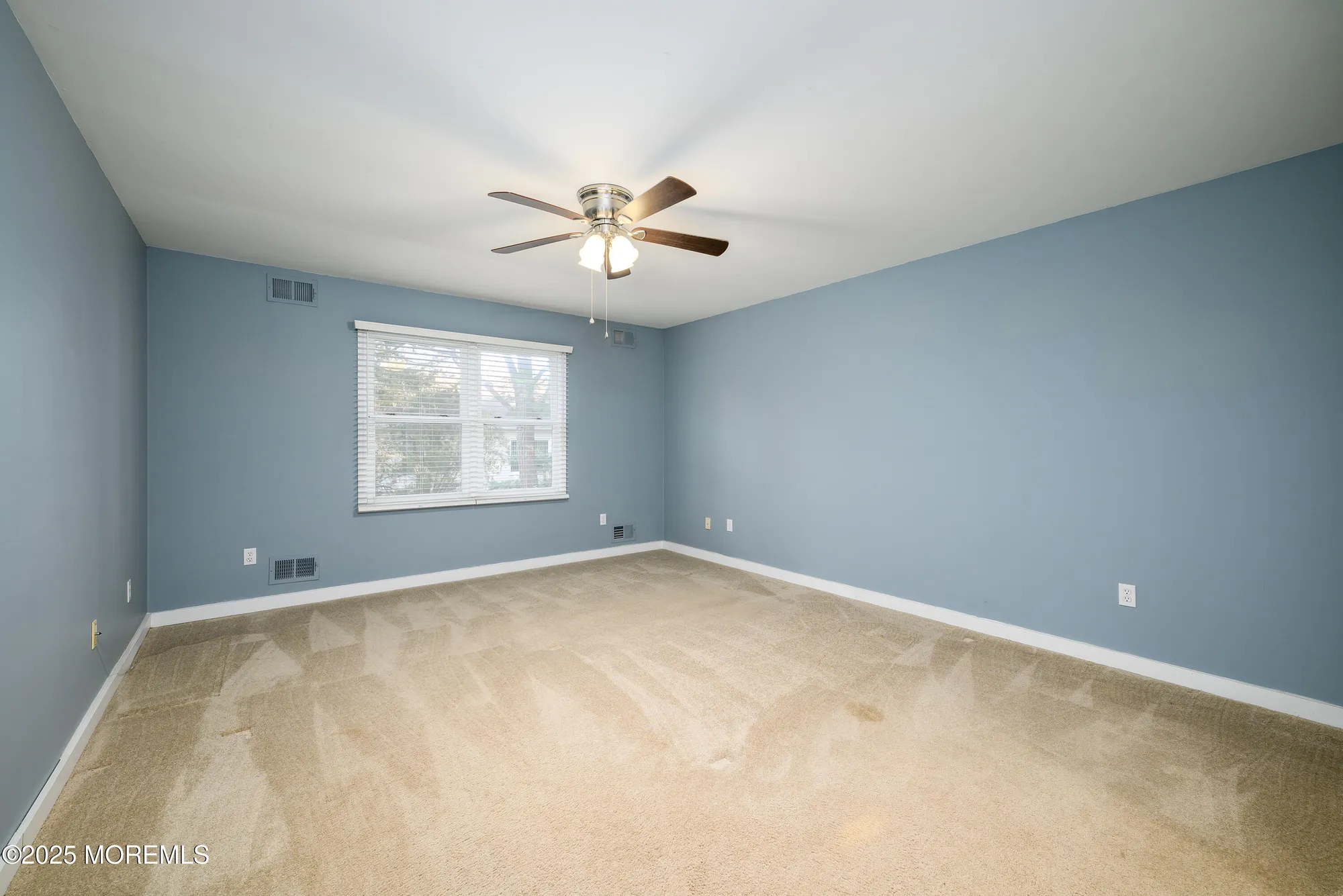 Property Slideshow image 27 of 36 | 233 cloverdale dr, Lakewood, NJ, 08701