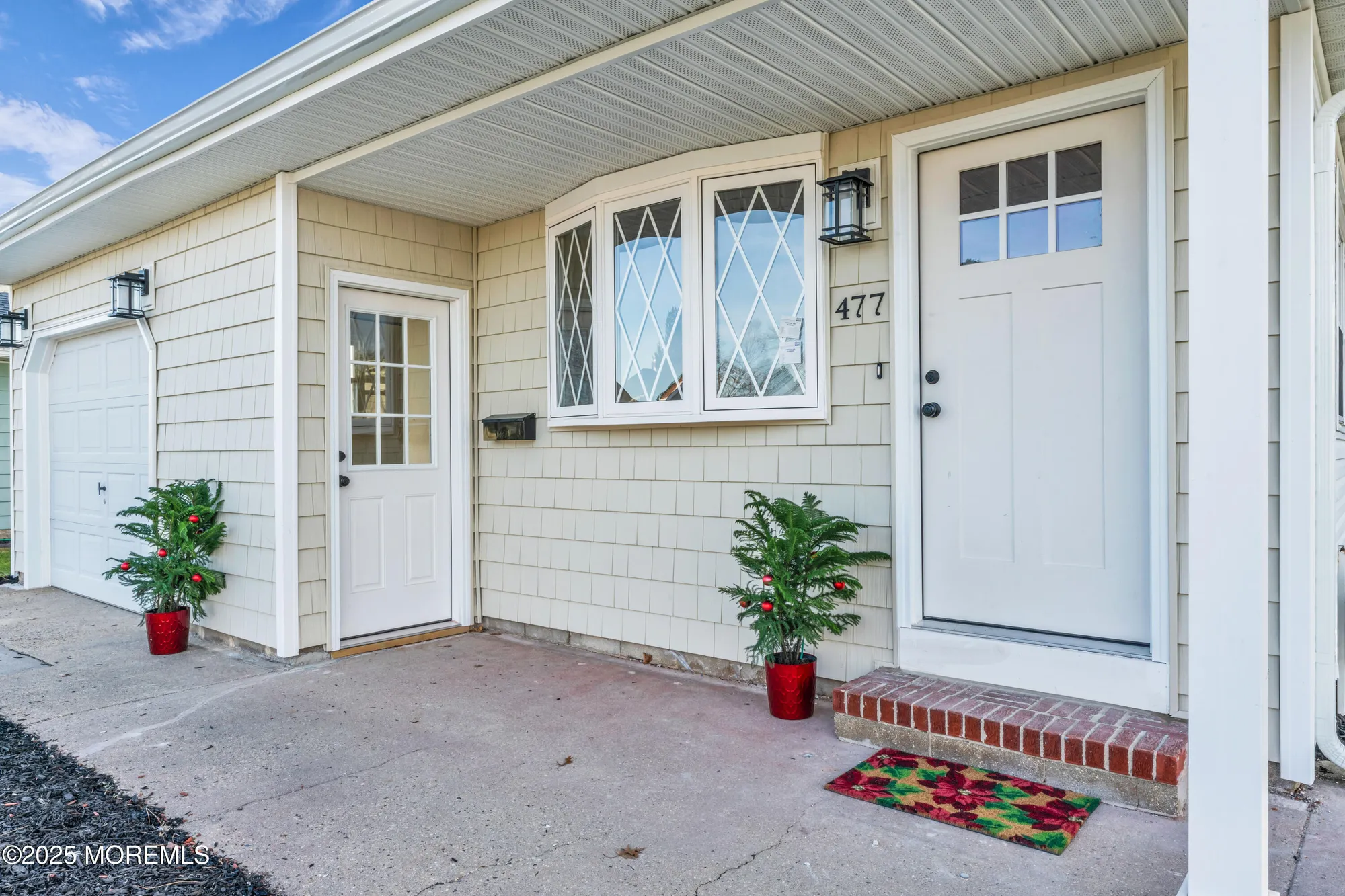 Property Slideshow image 4 of 32 | 477 saint thomas dr, Toms River, NJ, 08757