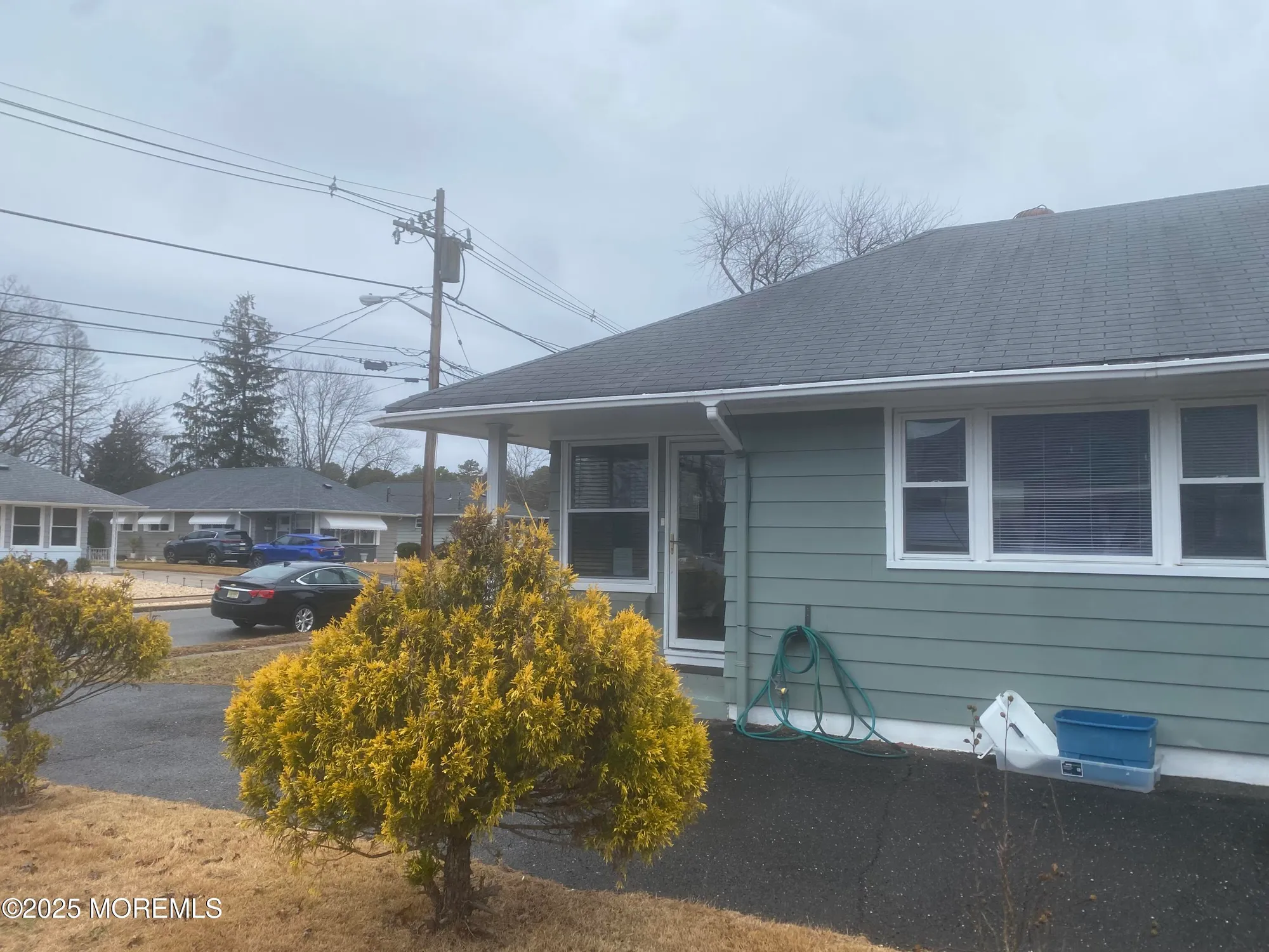 Property Slideshow image 22 of 30 | 23 yellowstone dr, Toms River, NJ, 08753