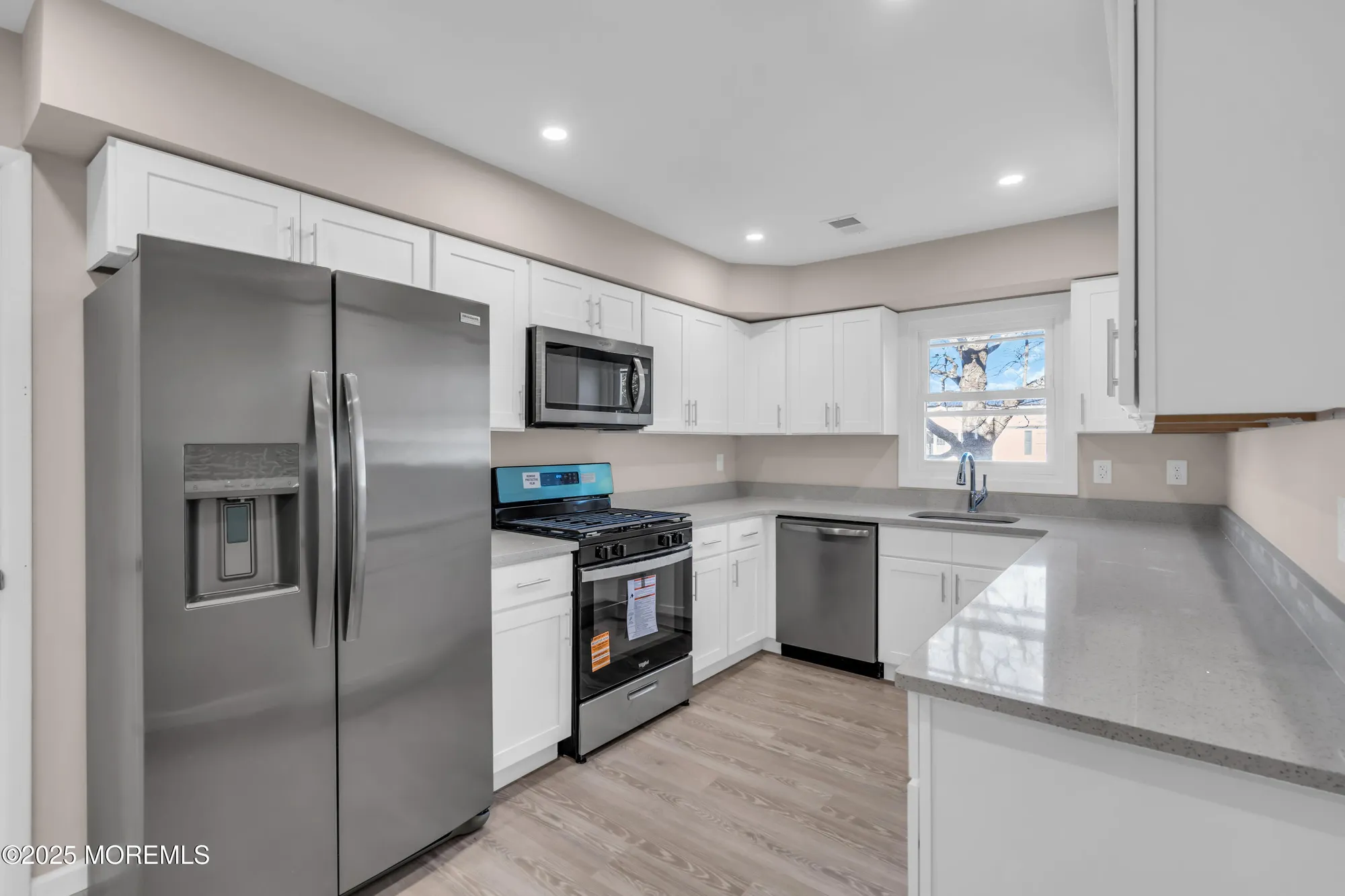 Property Slideshow image 12 of 25 | 89 brakenbury dr, Toms River, NJ, 08757