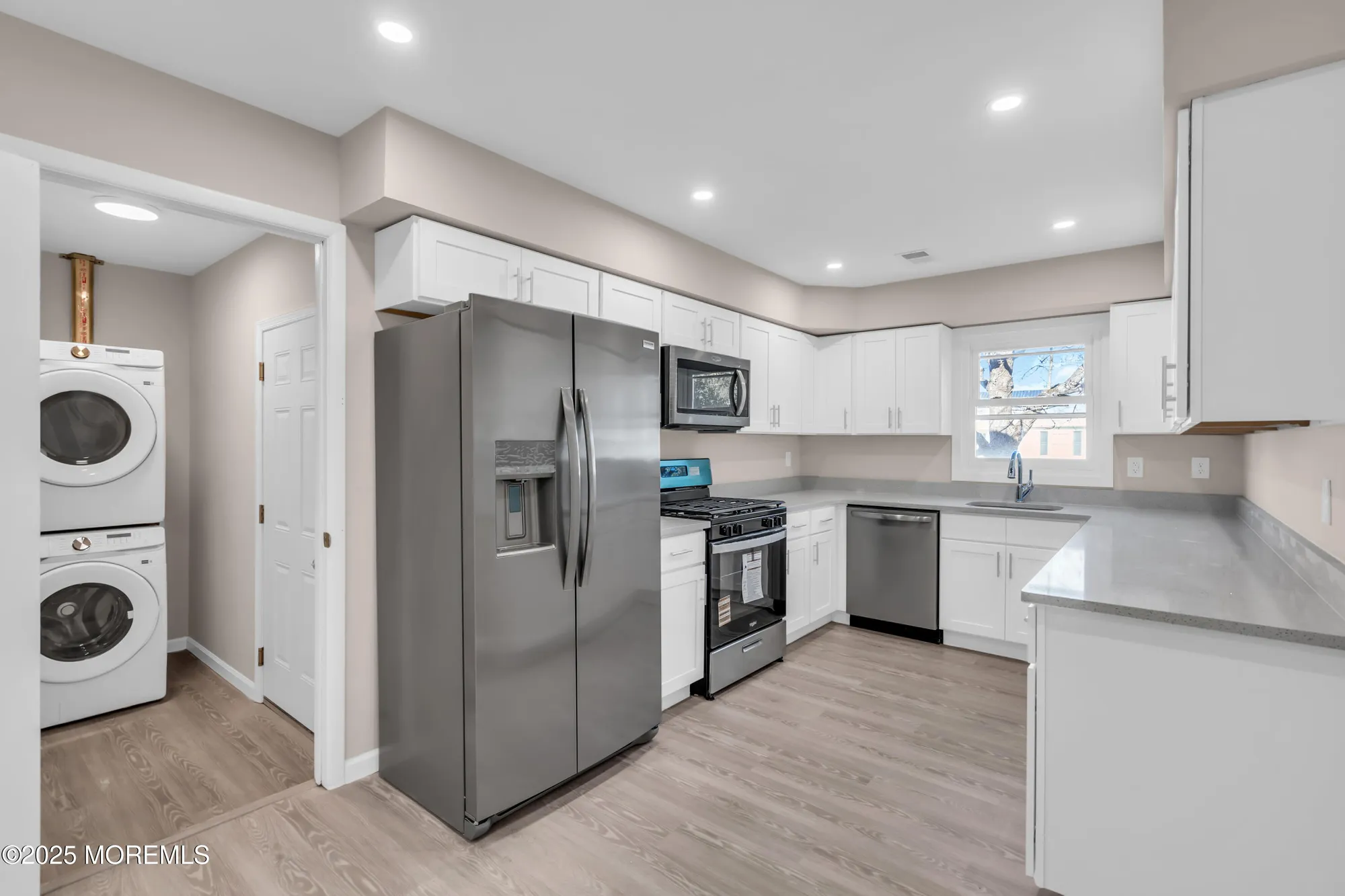 Property Slideshow image 11 of 25 | 89 brakenbury dr, Toms River, NJ, 08757