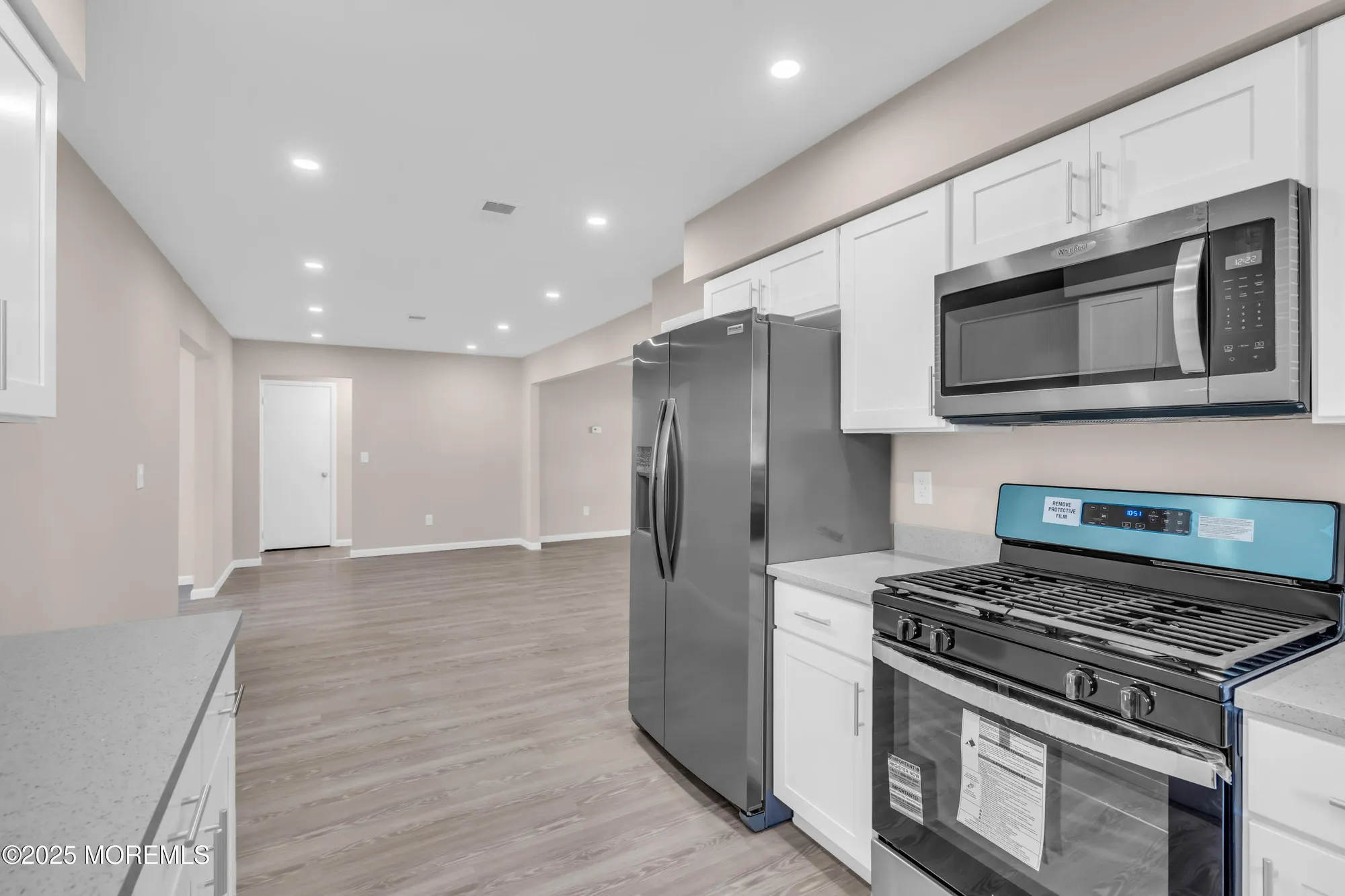 Property Slideshow image 14 of 25 | 89 brakenbury dr, Toms River, NJ, 08757