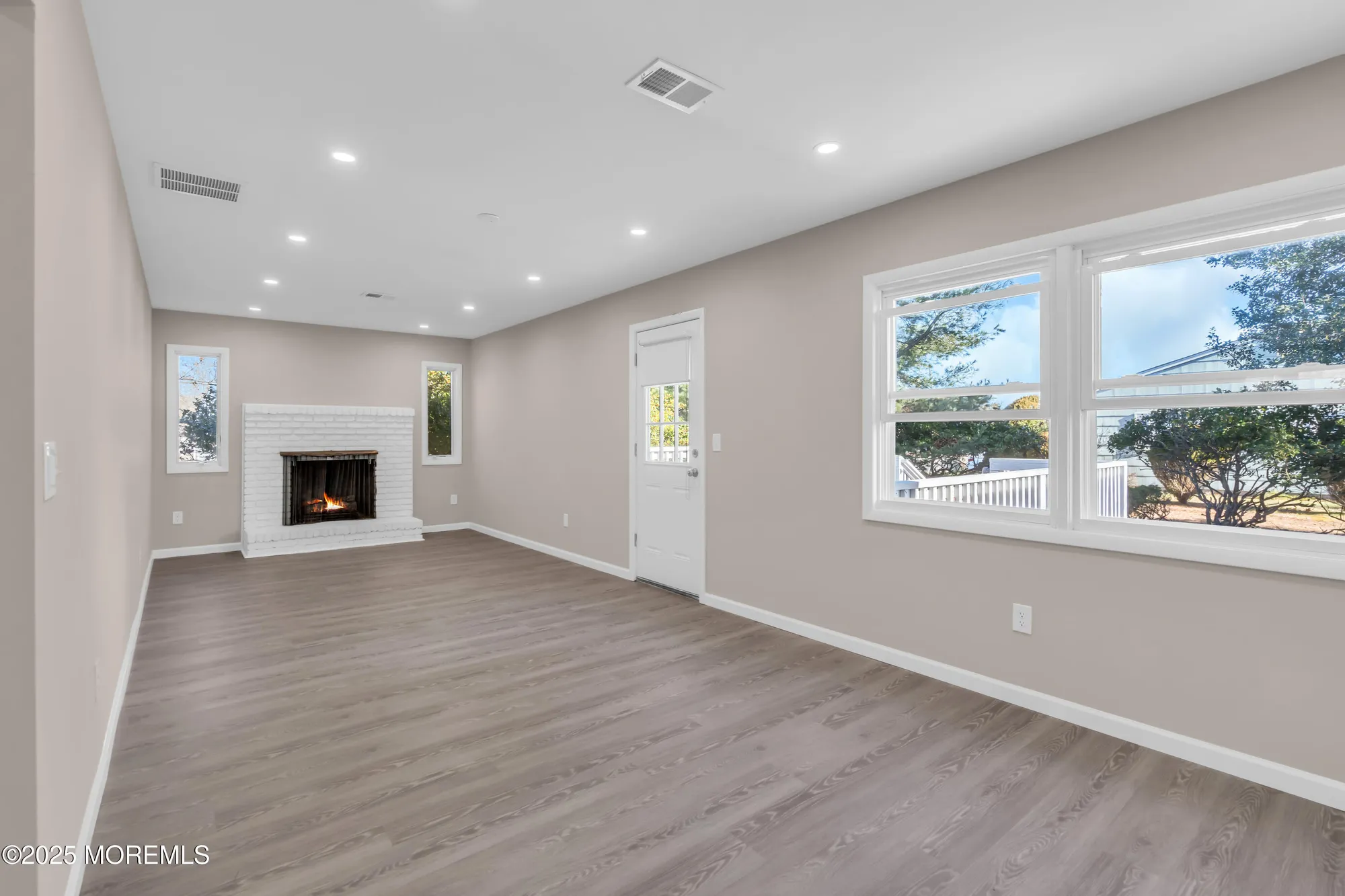 Property Slideshow image 17 of 25 | 89 brakenbury dr, Toms River, NJ, 08757