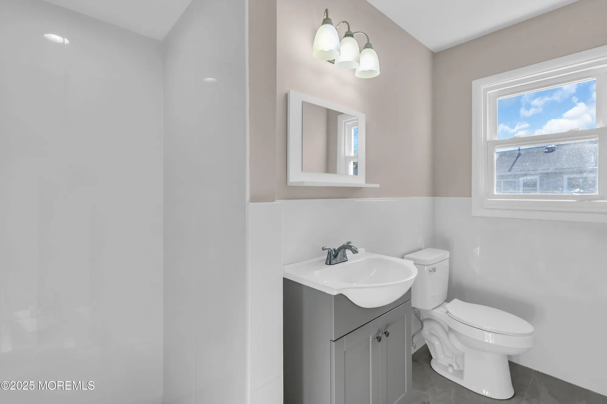 Property Slideshow image 22 of 25 | 89 brakenbury dr, Toms River, NJ, 08757