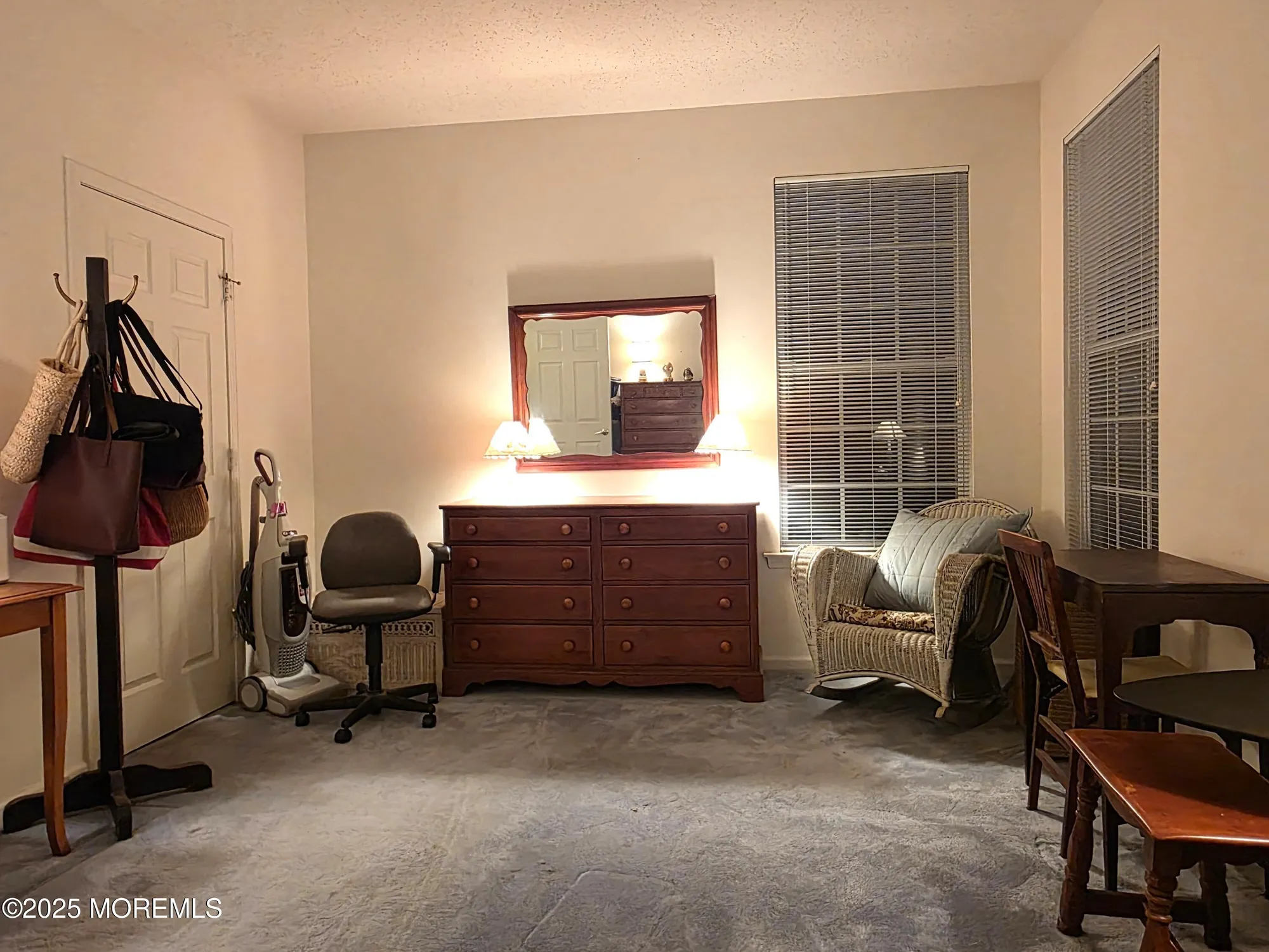 Property Slideshow image 15 of 19 | 91 robin ln, Barnegat, NJ, 08005