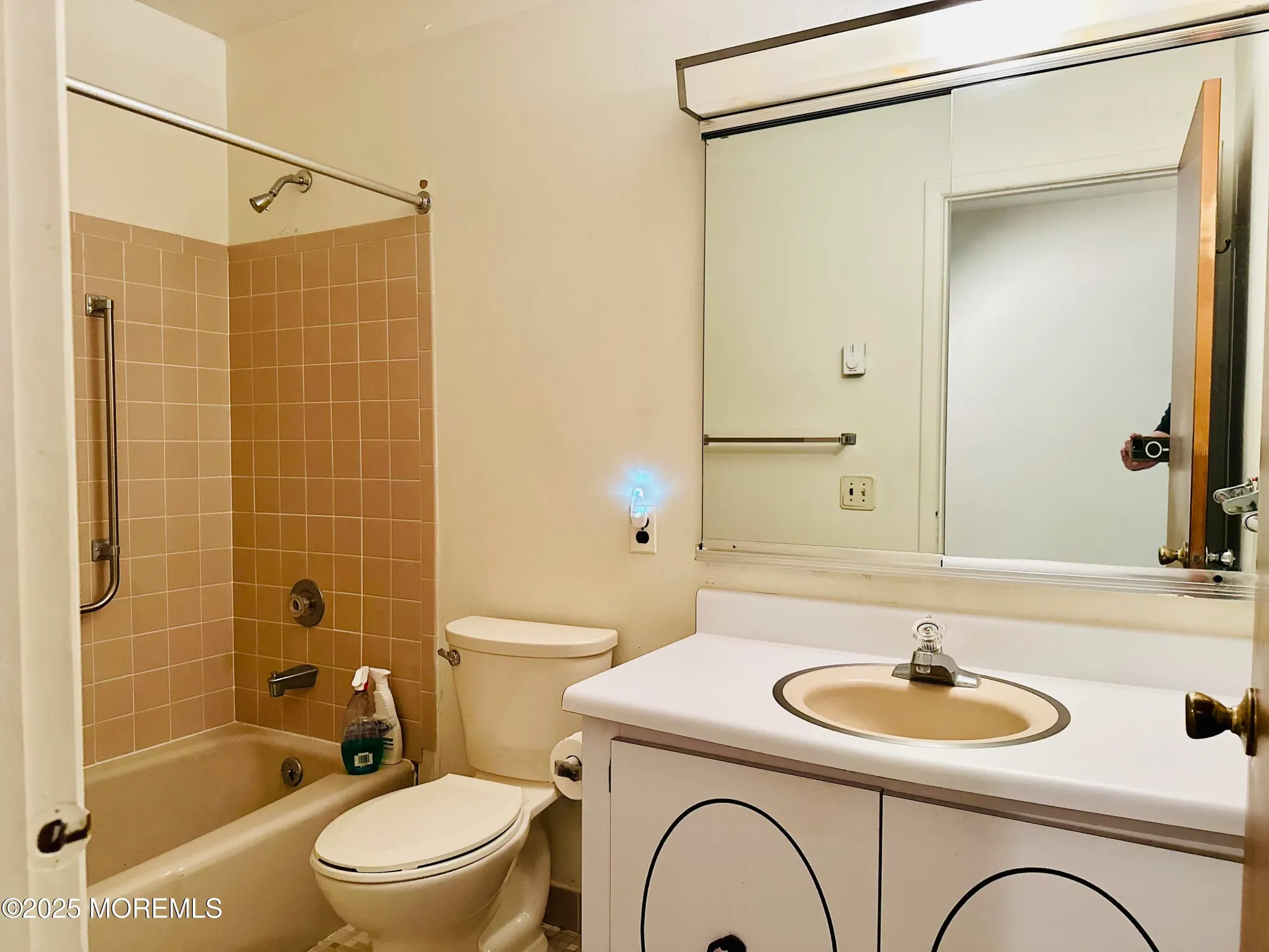 Property Slideshow image 23 of 31 | 26b moccasin dr b, Whiting, NJ, 08759