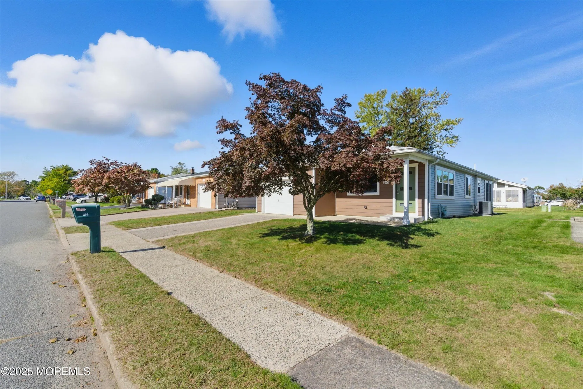 Property Slideshow image 3 of 44 | 295 port royal dr, Toms River, NJ, 08757