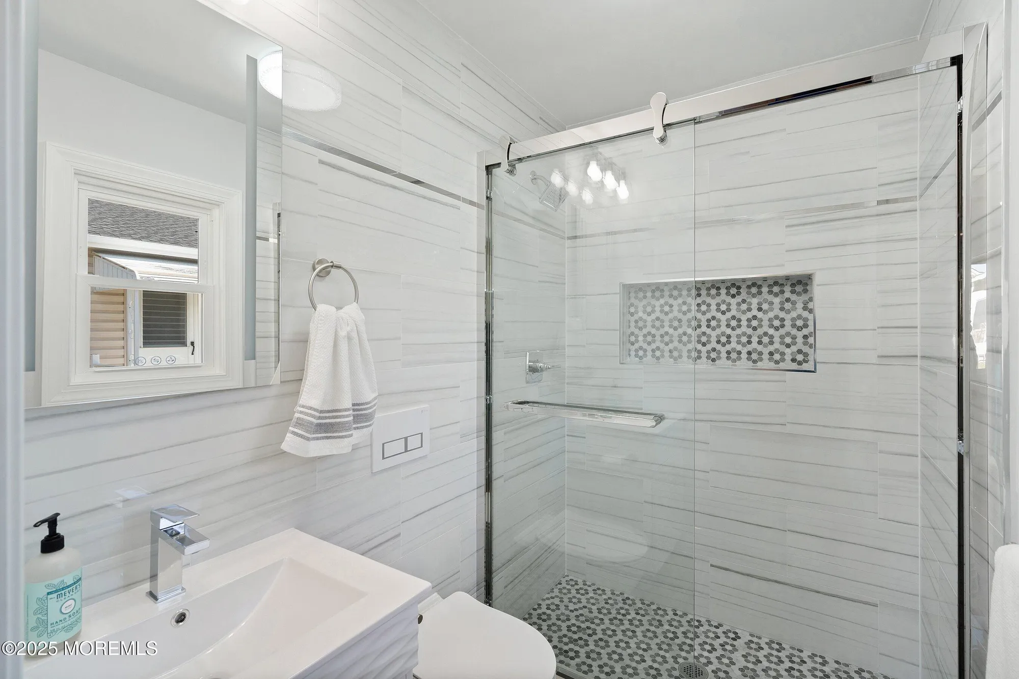 Property Slideshow image 21 of 44 | 295 port royal dr, Toms River, NJ, 08757