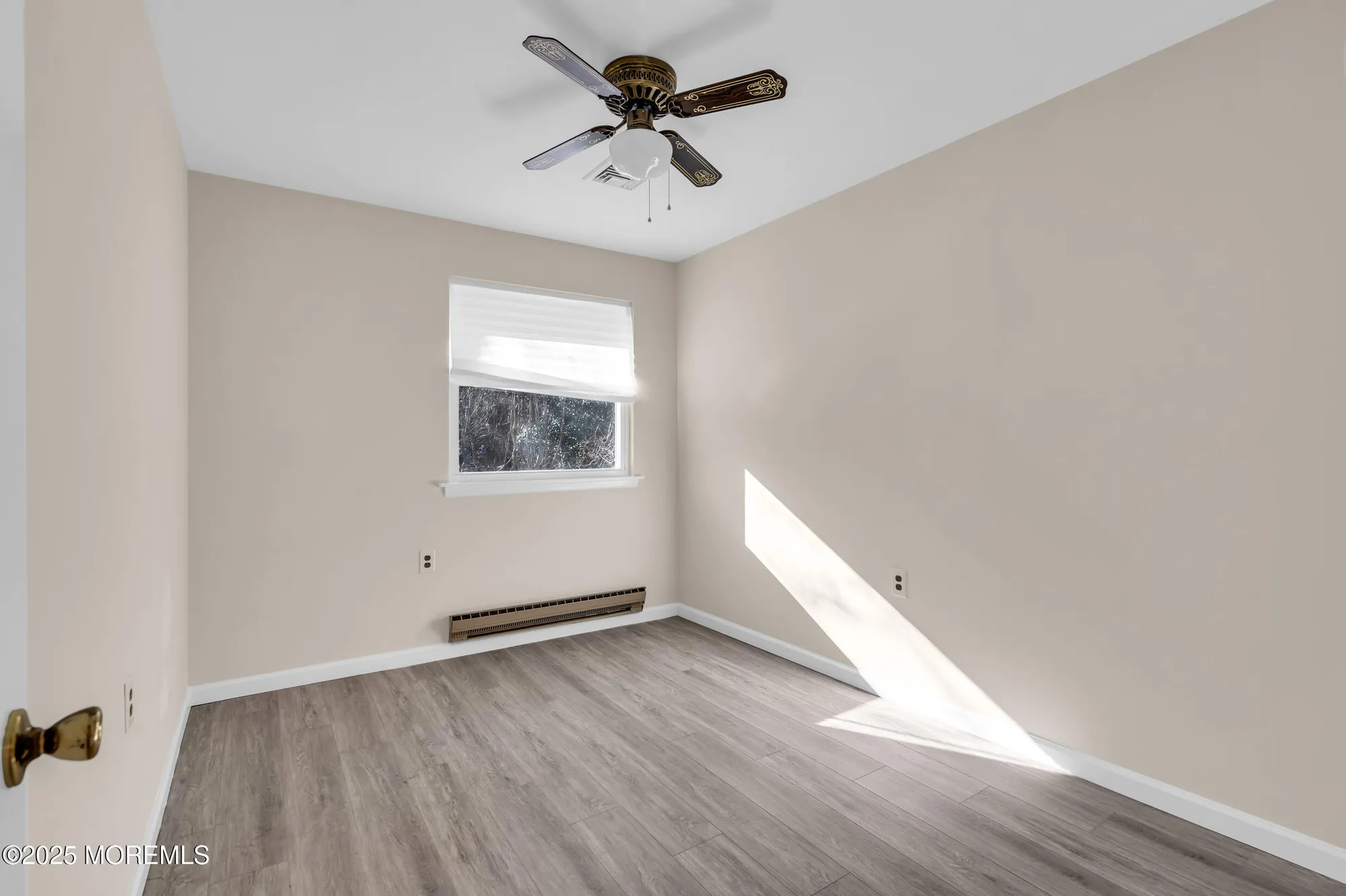 Property Slideshow image 12 of 16 | 114a hudson pkwy, Whiting, NJ, 08759