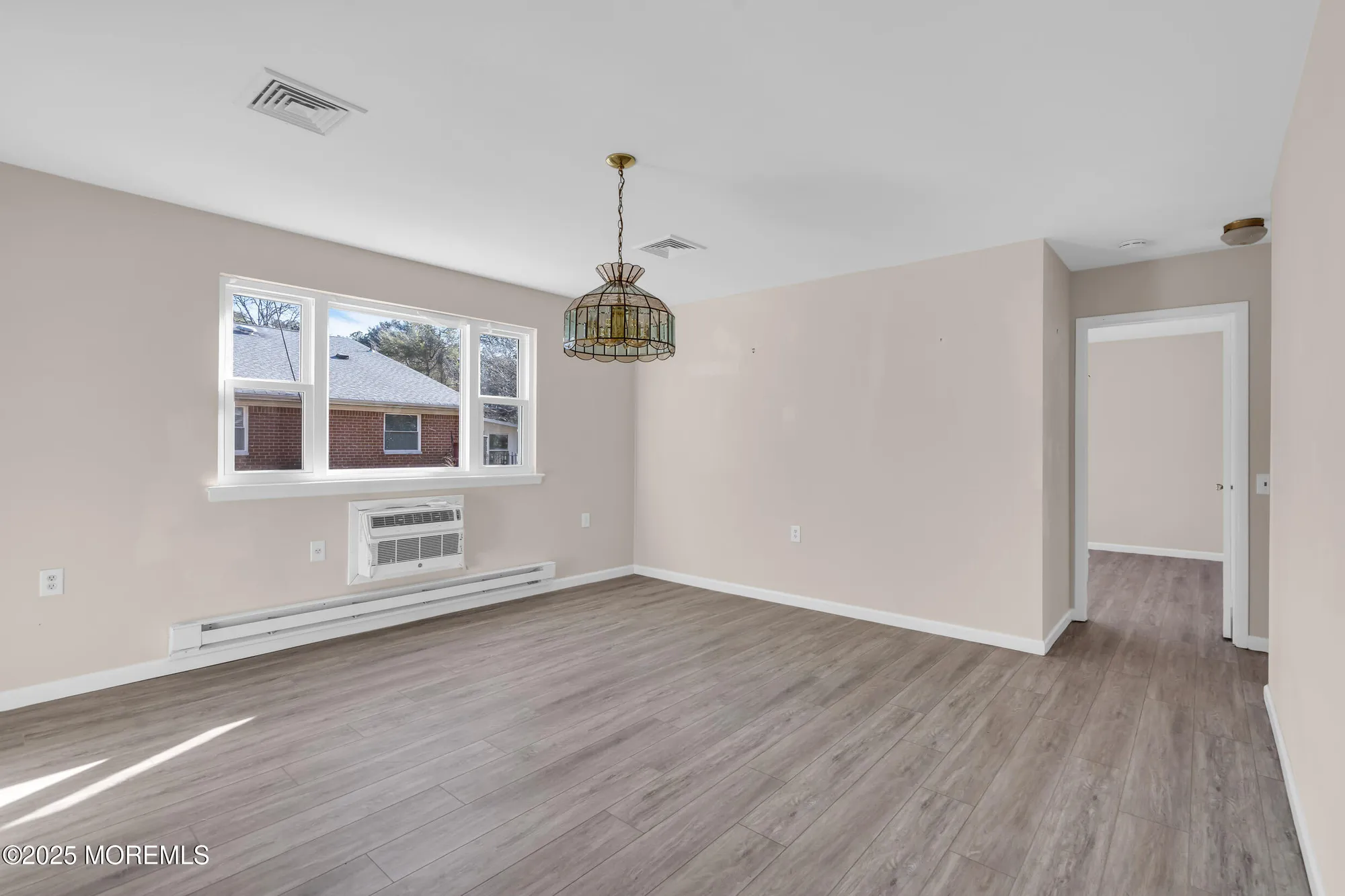 Property Slideshow image 4 of 16 | 114a hudson pkwy, Whiting, NJ, 08759